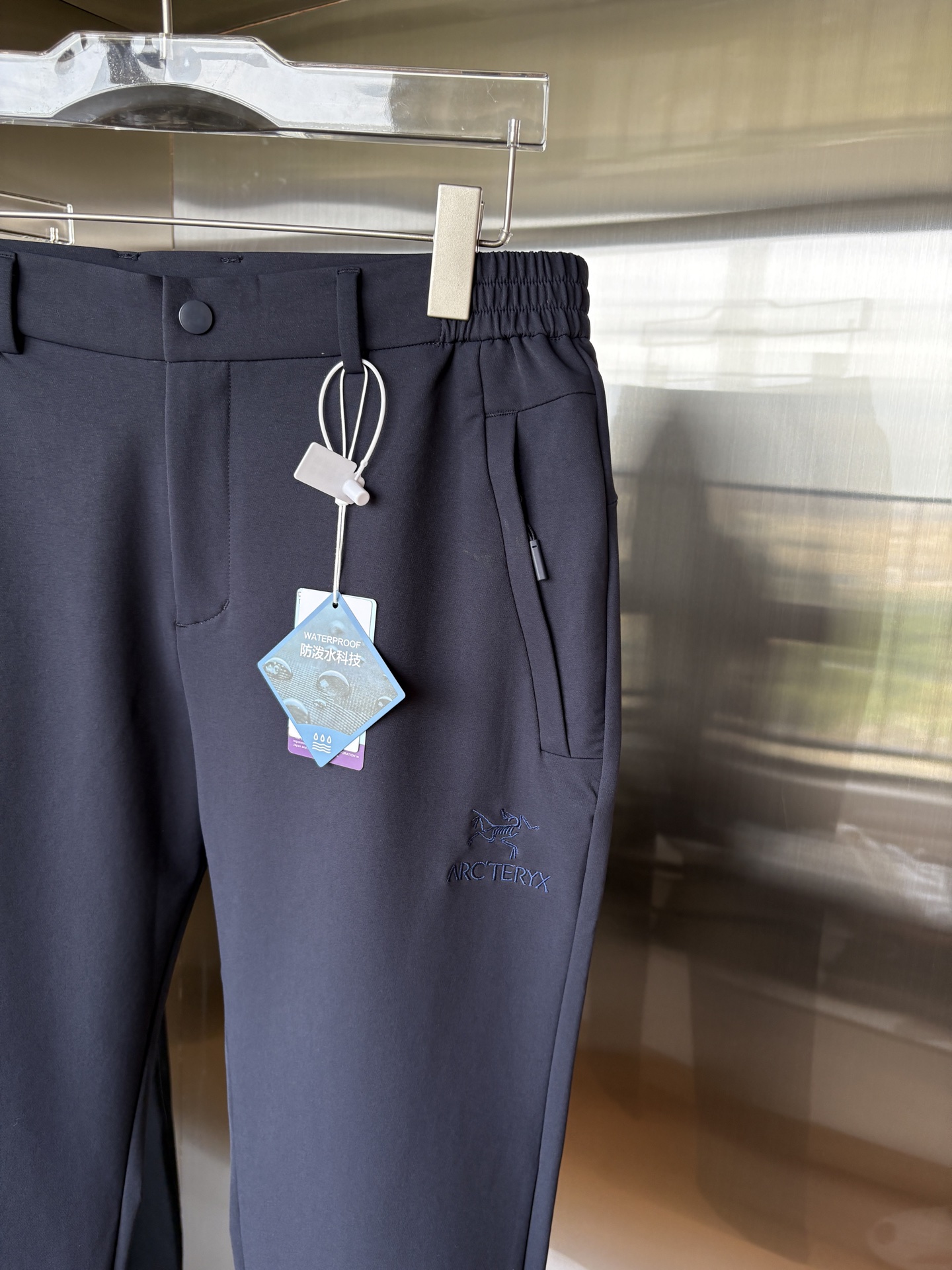 始祖2025夏季新款 秋冬休闲裤，专柜定制面料 透气舒适度高，细节无可挑剔，品牌元素设计理念，体现品质。