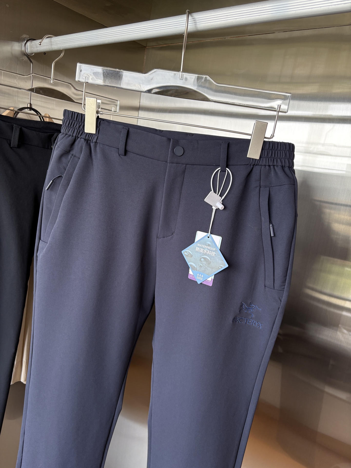 始祖2025夏季新款 秋冬休闲裤，专柜定制面料 透气舒适度高，细节无可挑剔，品牌元素设计理念，体现品质。