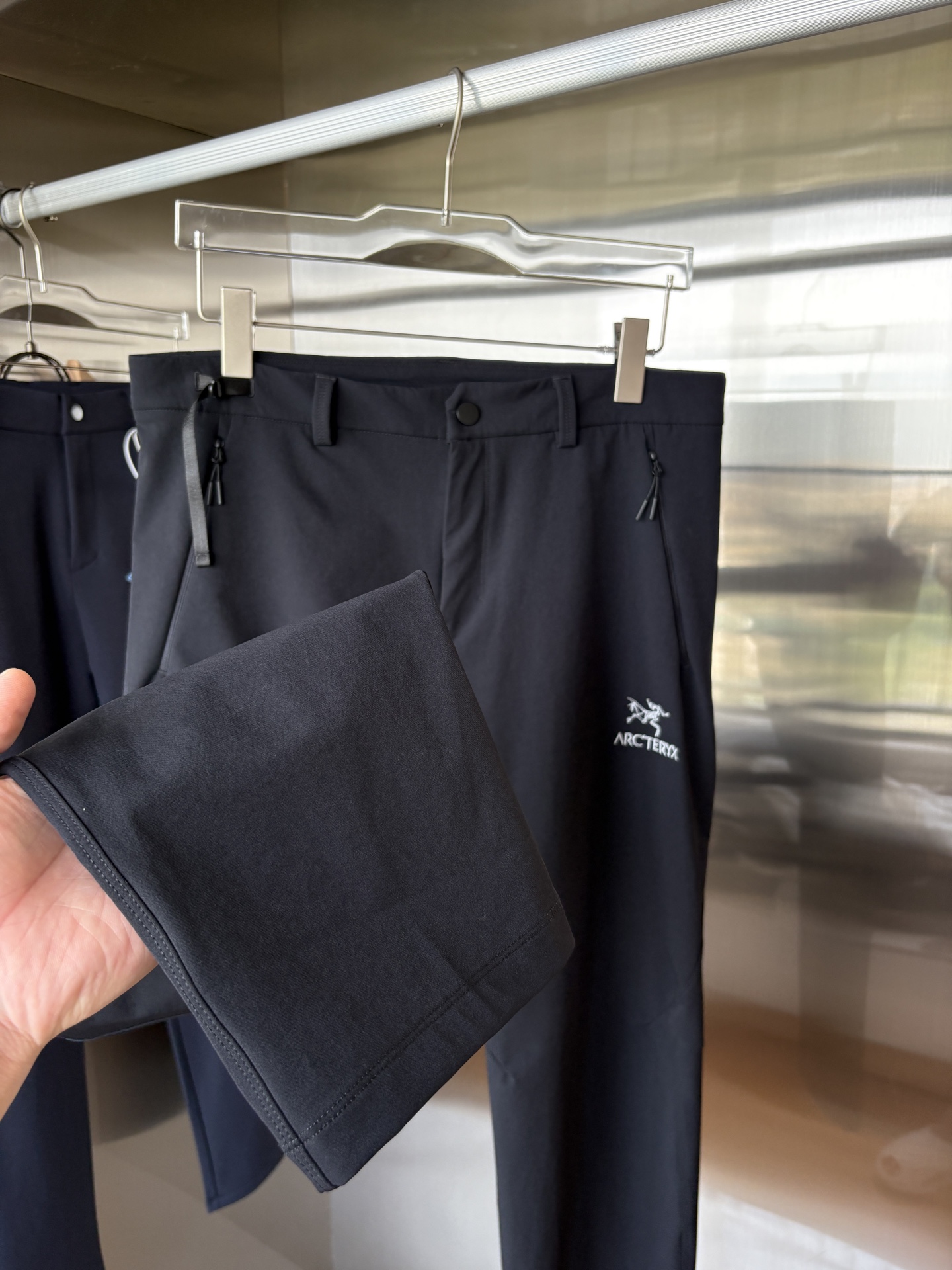 始祖2025夏季新款 秋冬休闲裤，专柜定制面料 透气舒适度高，细节无可挑剔，品牌元素设计理念，体现品质。