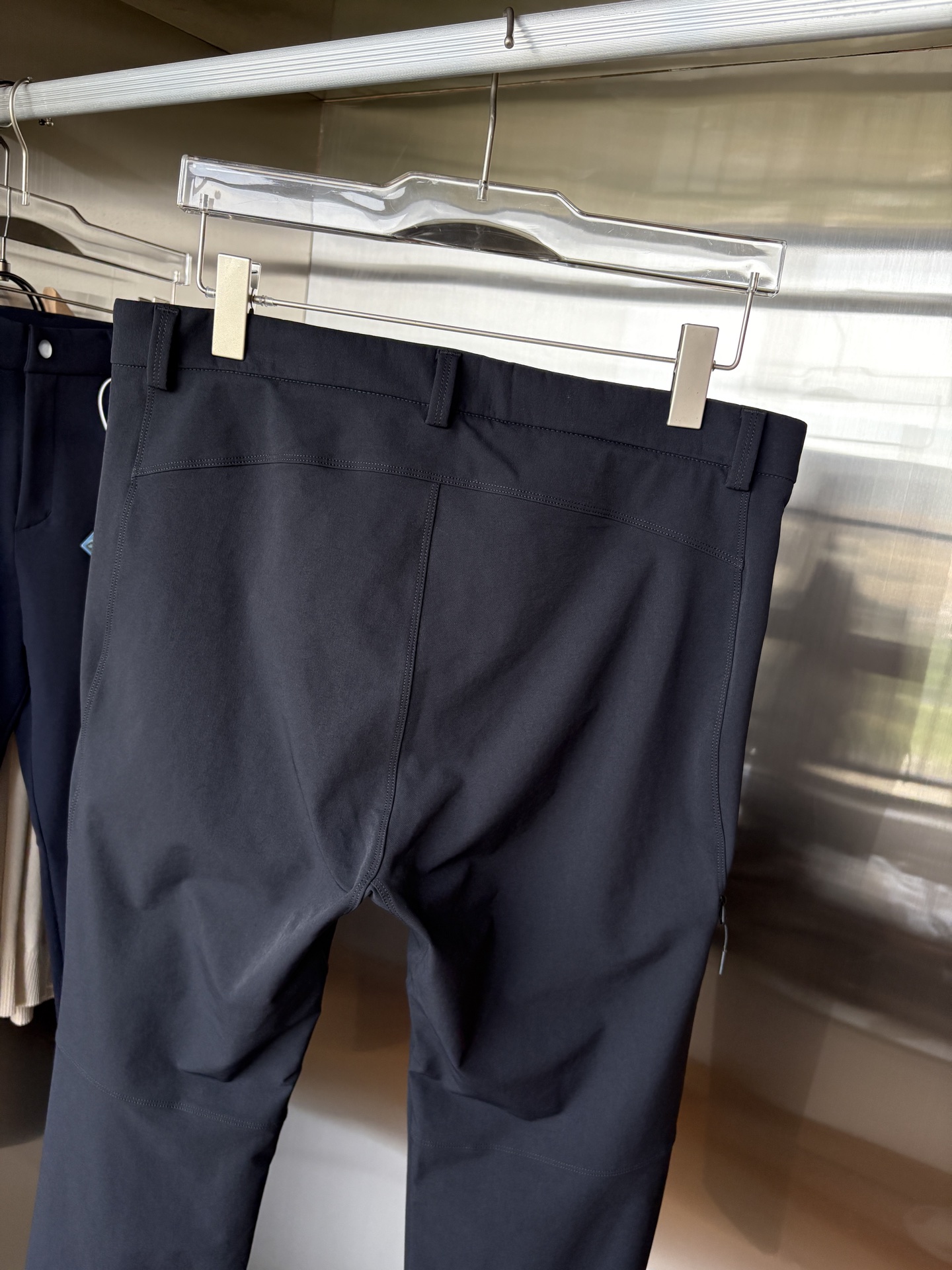 始祖2025夏季新款 秋冬休闲裤，专柜定制面料 透气舒适度高，细节无可挑剔，品牌元素设计理念，体现品质。