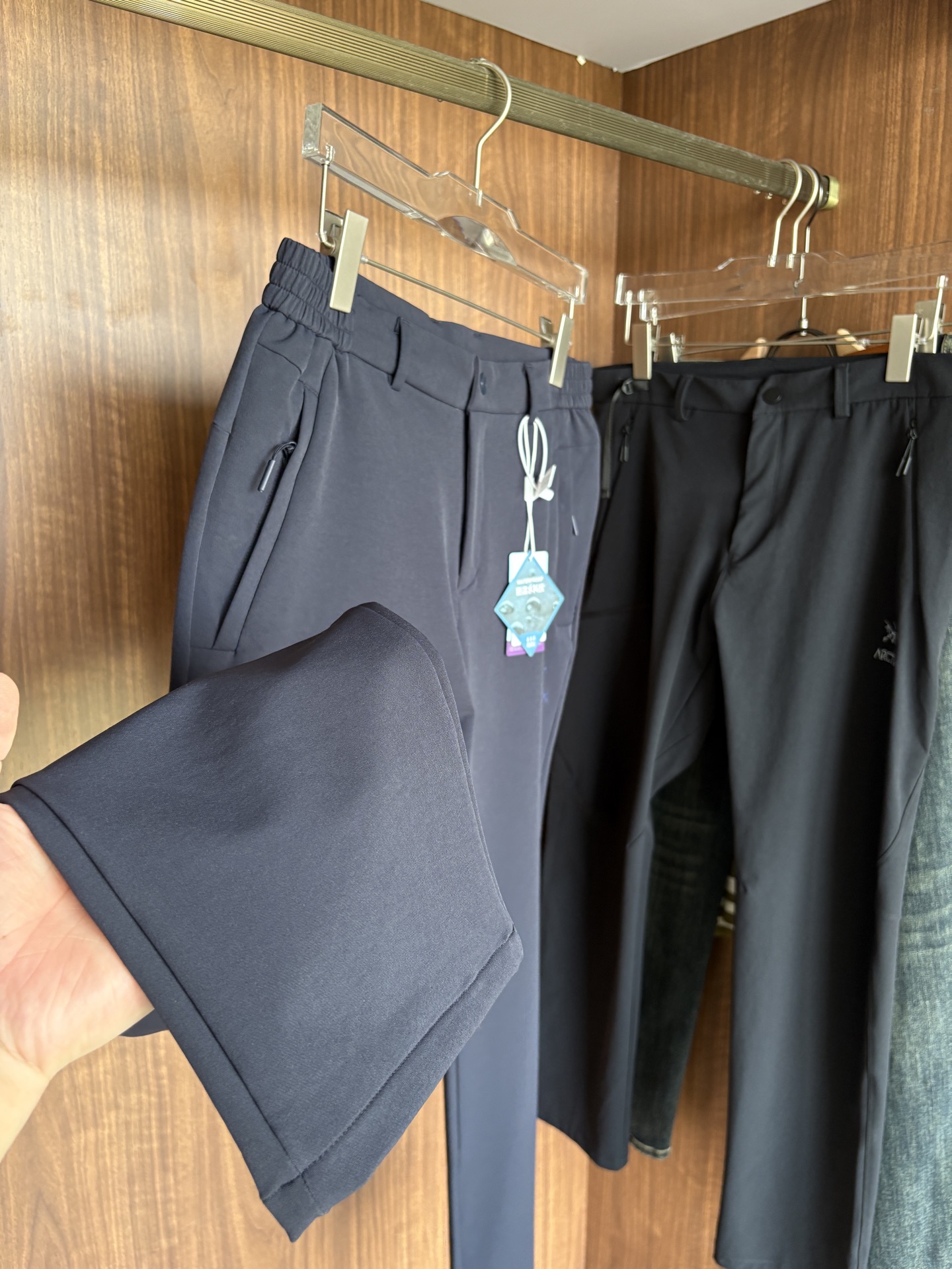 始祖2025夏季新款 秋冬休闲裤，专柜定制面料 透气舒适度高，细节无可挑剔，品牌元素设计理念，体现品质。