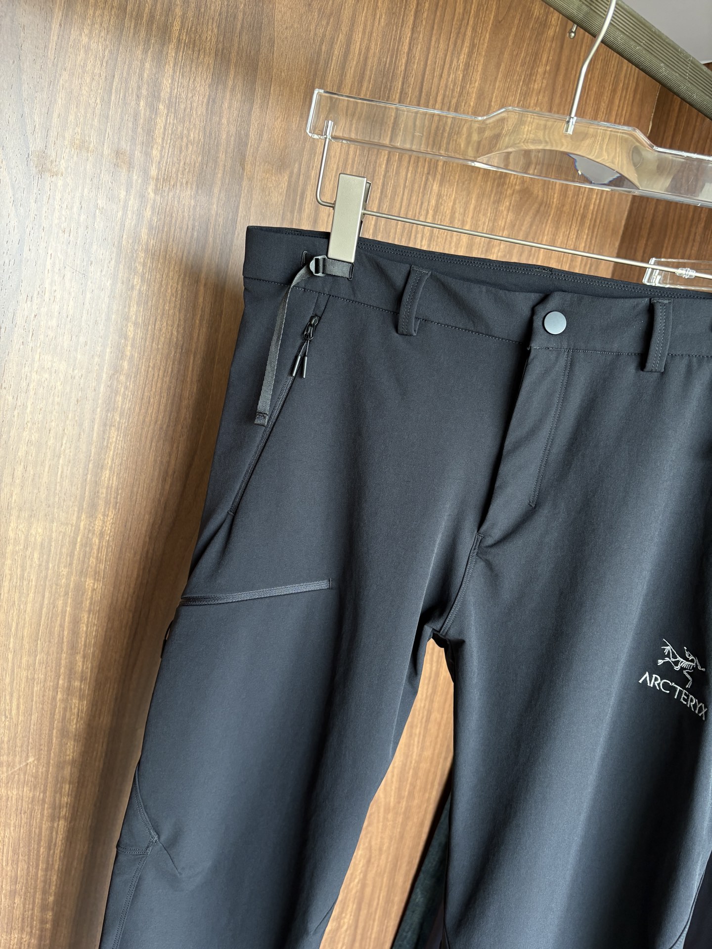 始祖2025夏季新款 秋冬休闲裤，专柜定制面料 透气舒适度高，细节无可挑剔，品牌元素设计理念，体现品质。