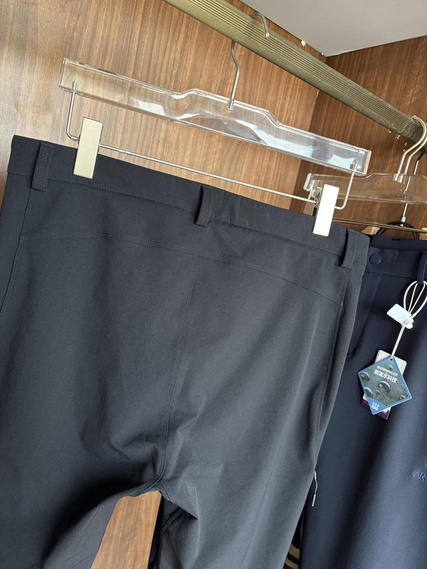 始祖2025夏季新款 秋冬休闲裤，专柜定制面料 透气舒适度高，细节无可挑剔，品牌元素设计理念，体现品质。