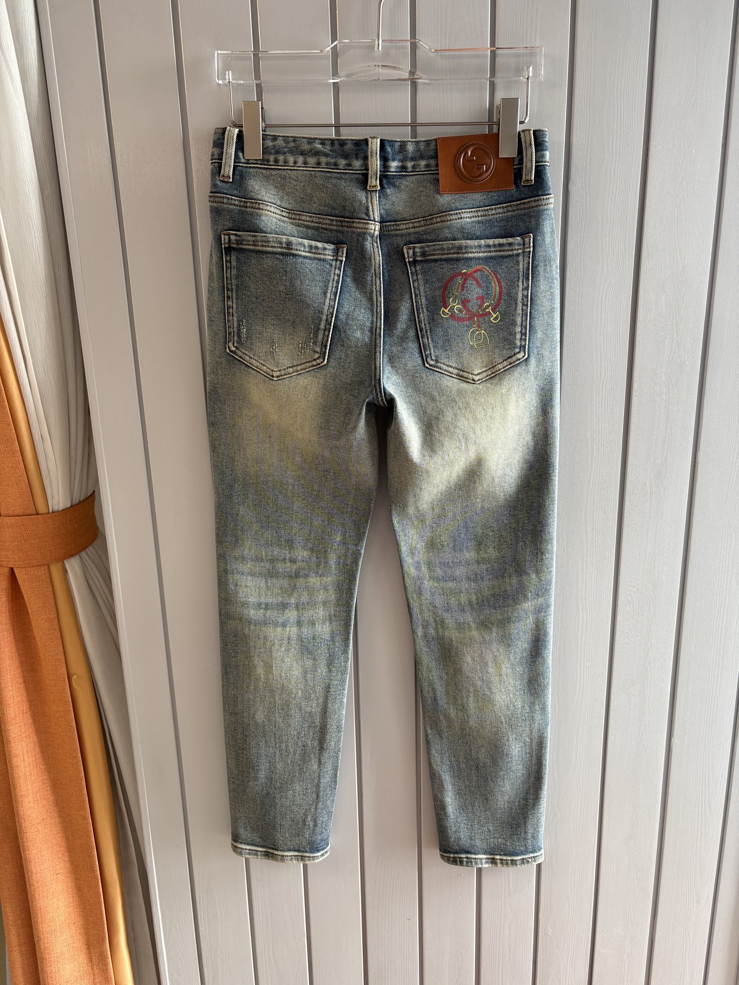 🌾退换🔥专柜🆕2025秋冬设计推荐 热卖牛仔裤🆕柔软亲肤面料 奢华头层牛皮腰牌 经典蓝洗水 专柜限量款 