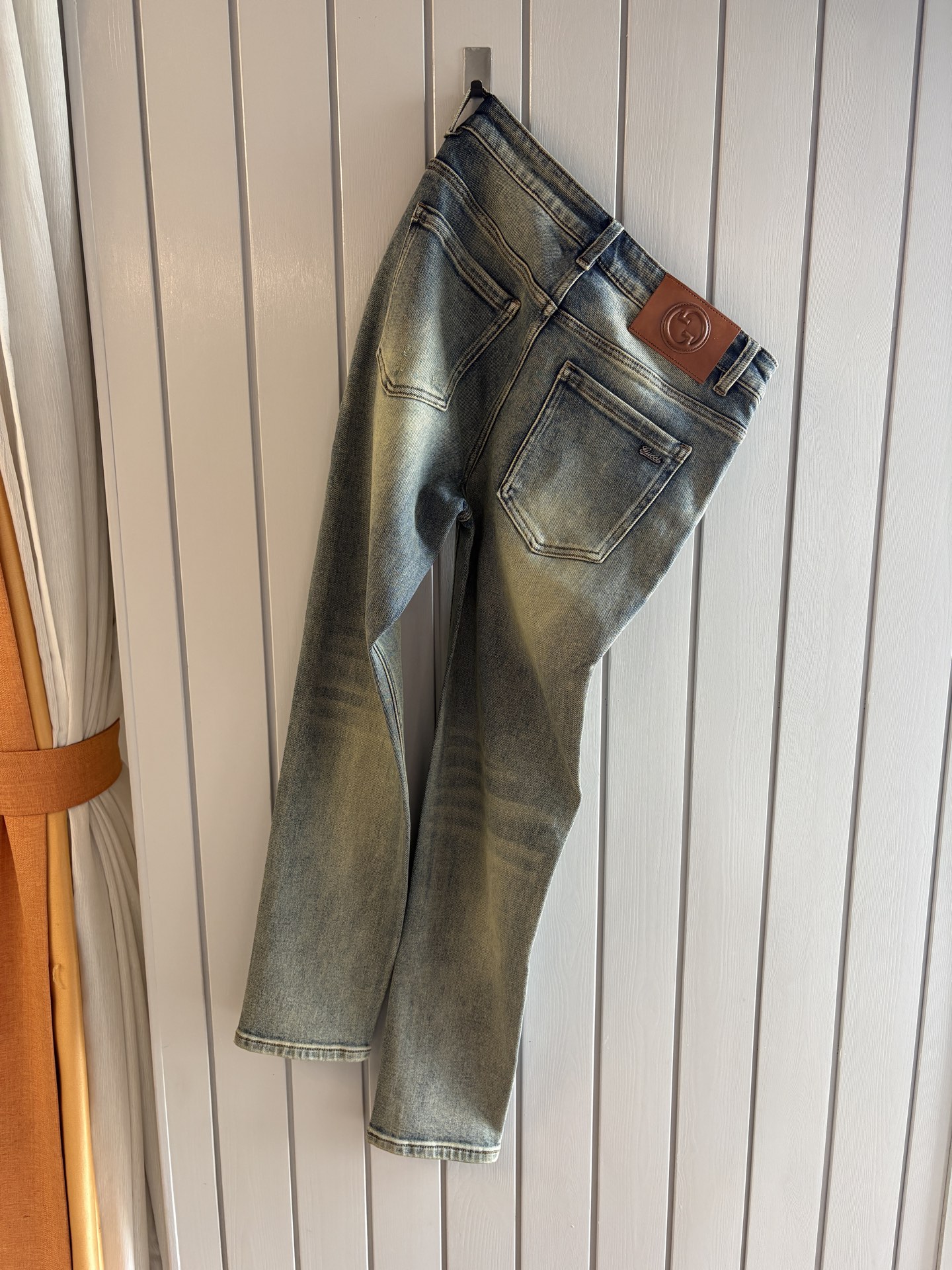 专柜🆕秋冬设计推荐 热卖牛仔裤🆕柔软亲肤面料 奢华头层牛皮腰牌 经典蓝洗水 专柜限量款 奢华感订制面料 