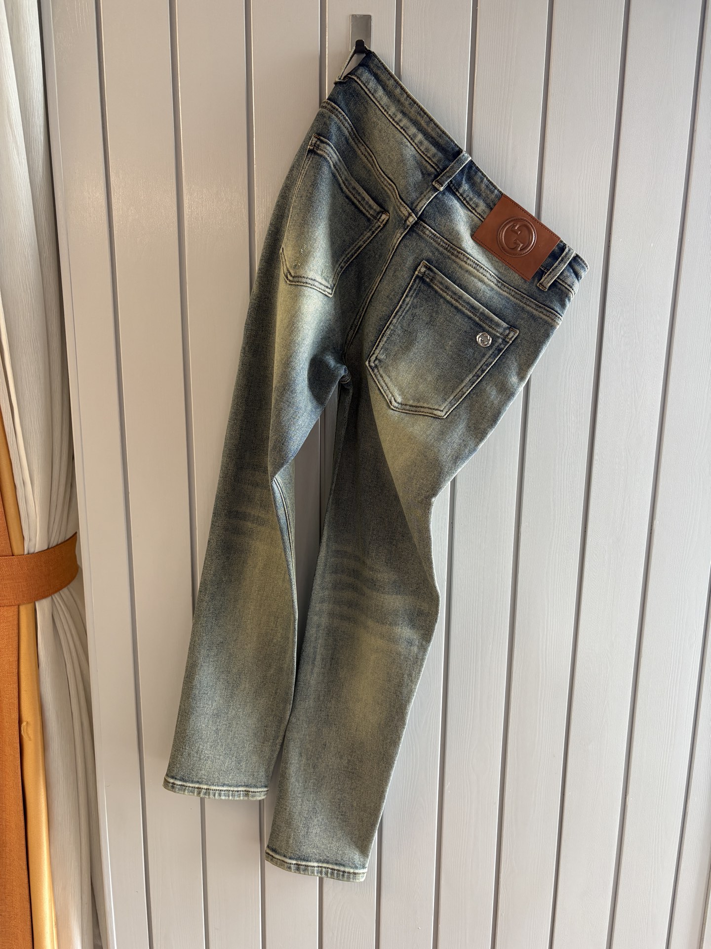 专柜🆕秋冬设计推荐 热卖牛仔裤🆕柔软亲肤面料 奢华头层牛皮腰牌 经典蓝洗水 专柜限量款 奢华感订制面料 