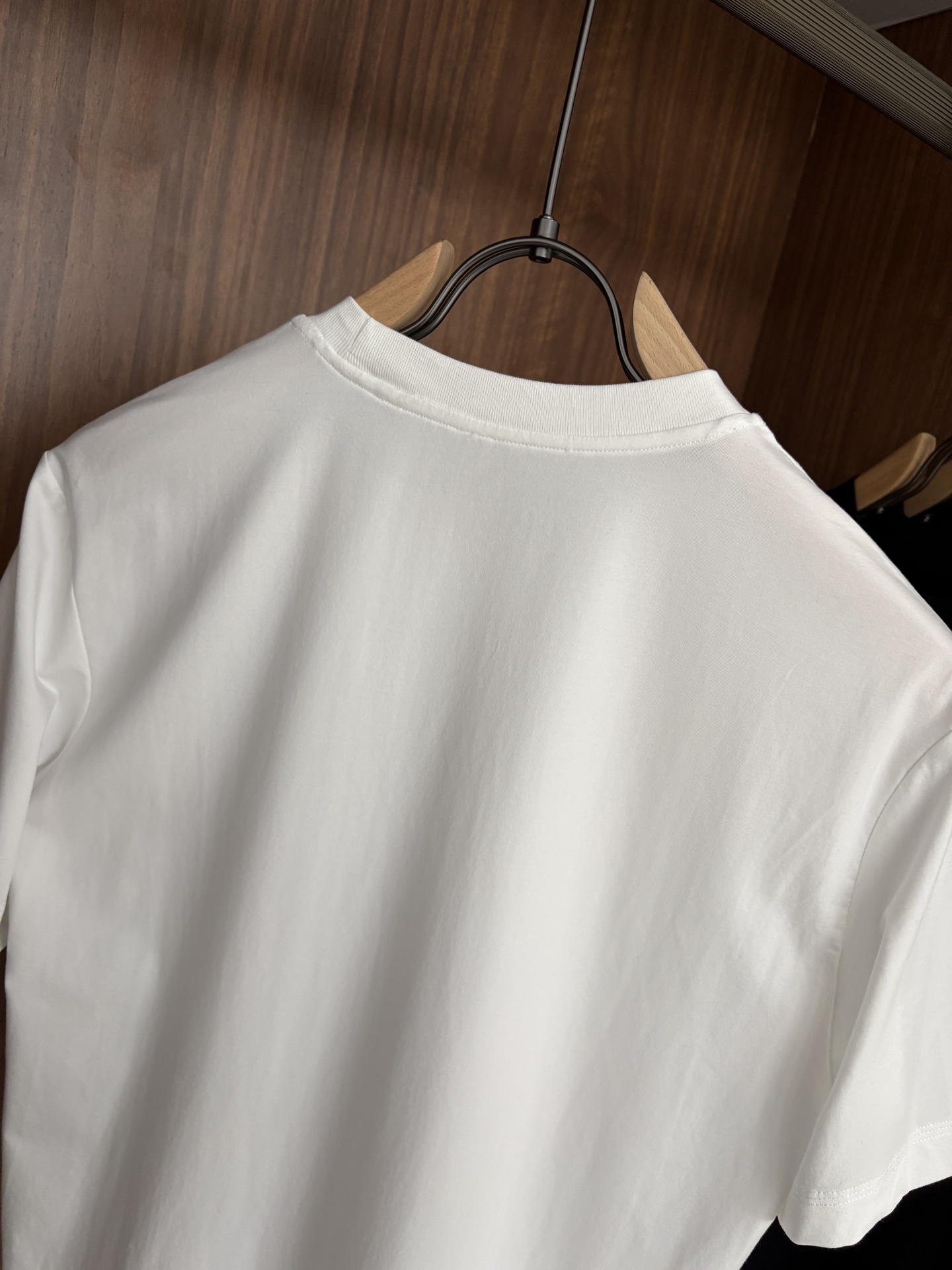 🌾退换🔥 专柜2026SS春夏新款选用客供进口（48.5%的兰精莫代尔加41.5%的精疏棉加10%氨伦；