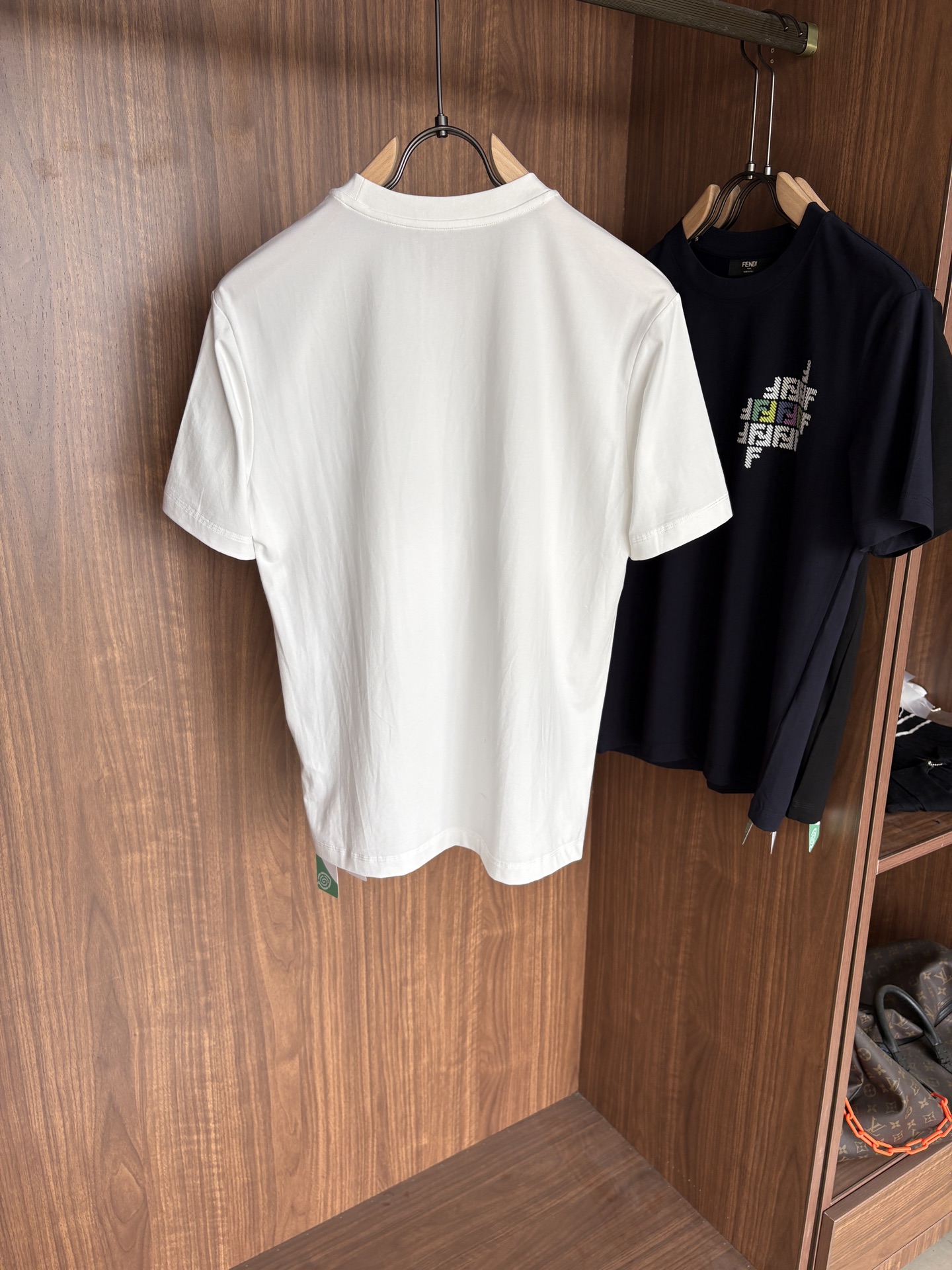 🌾退换🔥 专柜2026SS春夏新款选用客供进口（48.5%的兰精莫代尔加41.5%的精疏棉加10%氨伦；