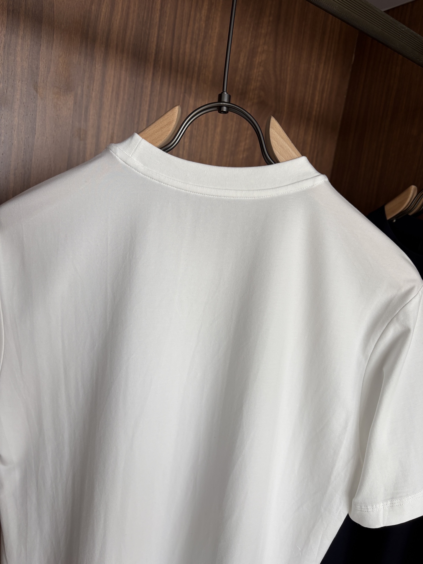 🌾退换🔥 专柜2026SS春夏新款选用客供进口（48.5%的兰精莫代尔加41.5%的精疏棉加10%氨伦；