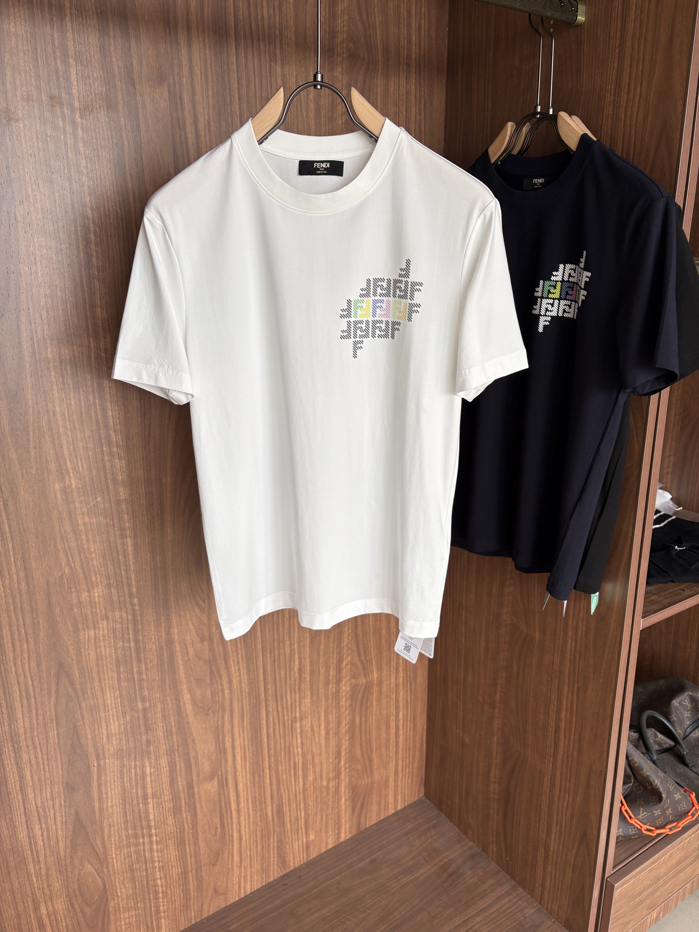 🌾退换🔥 专柜2026SS春夏新款选用客供进口（48.5%的兰精莫代尔加41.5%的精疏棉加10%氨伦；