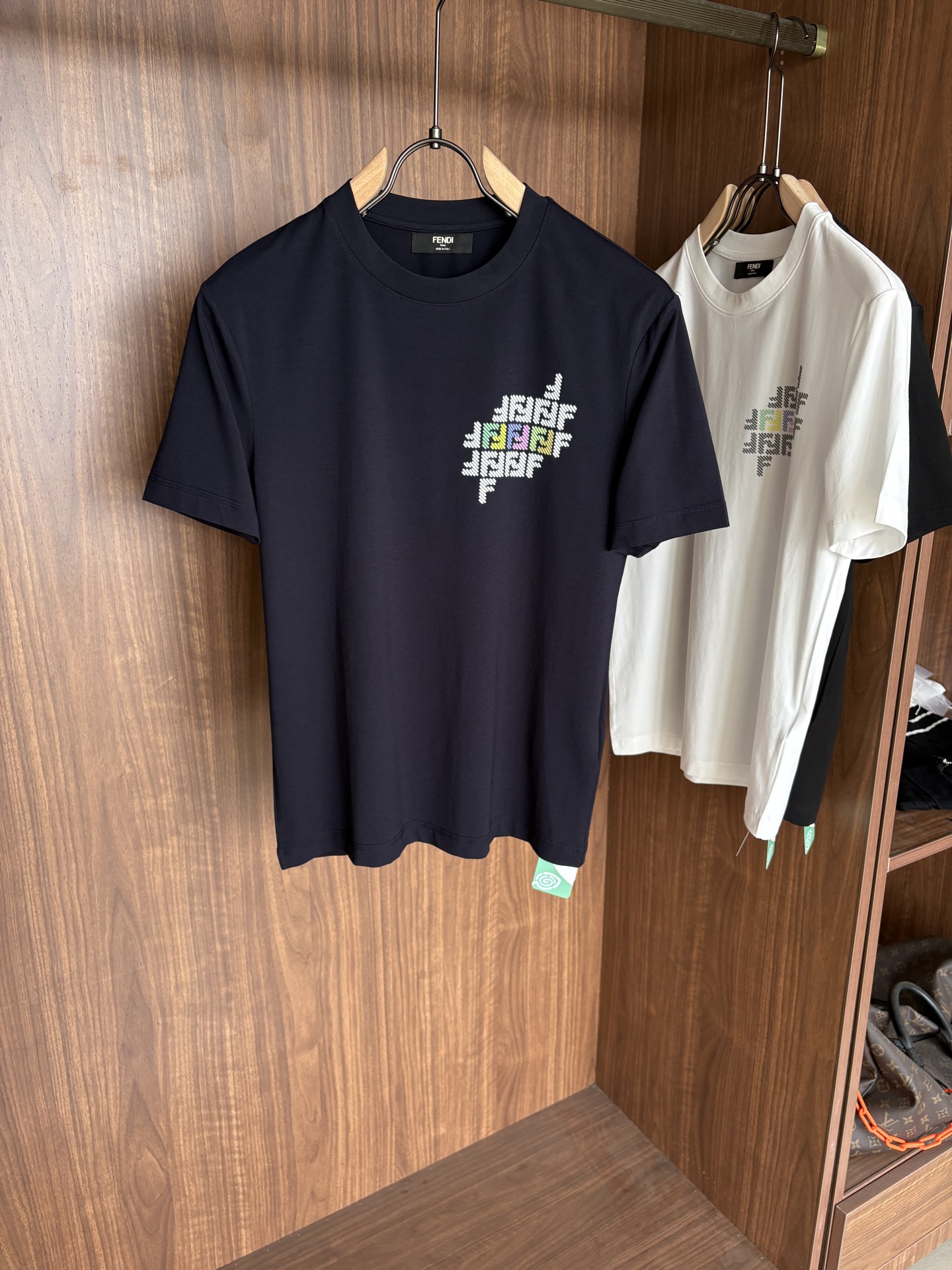 🌾退换🔥 专柜2026SS春夏新款选用客供进口（48.5%的兰精莫代尔加41.5%的精疏棉加10%氨伦；