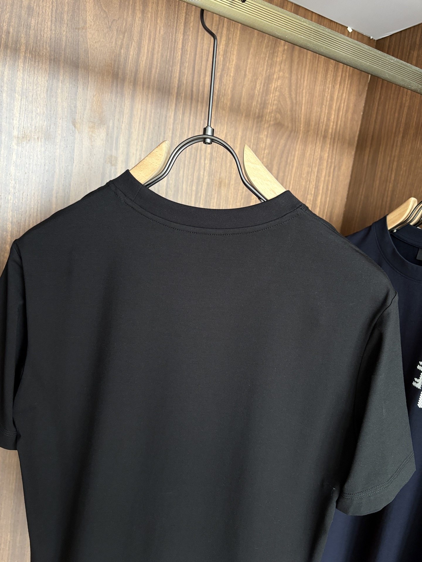 🌾退换🔥 专柜2026SS春夏新款选用客供进口（48.5%的兰精莫代尔加41.5%的精疏棉加10%氨伦；