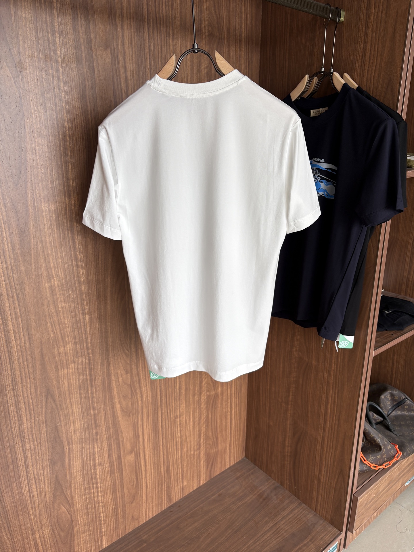 🌾退换🔥 专柜2026SS春夏新款选用客供进口（48.5%的兰精莫代尔加41.5%的精疏棉加10%氨伦；