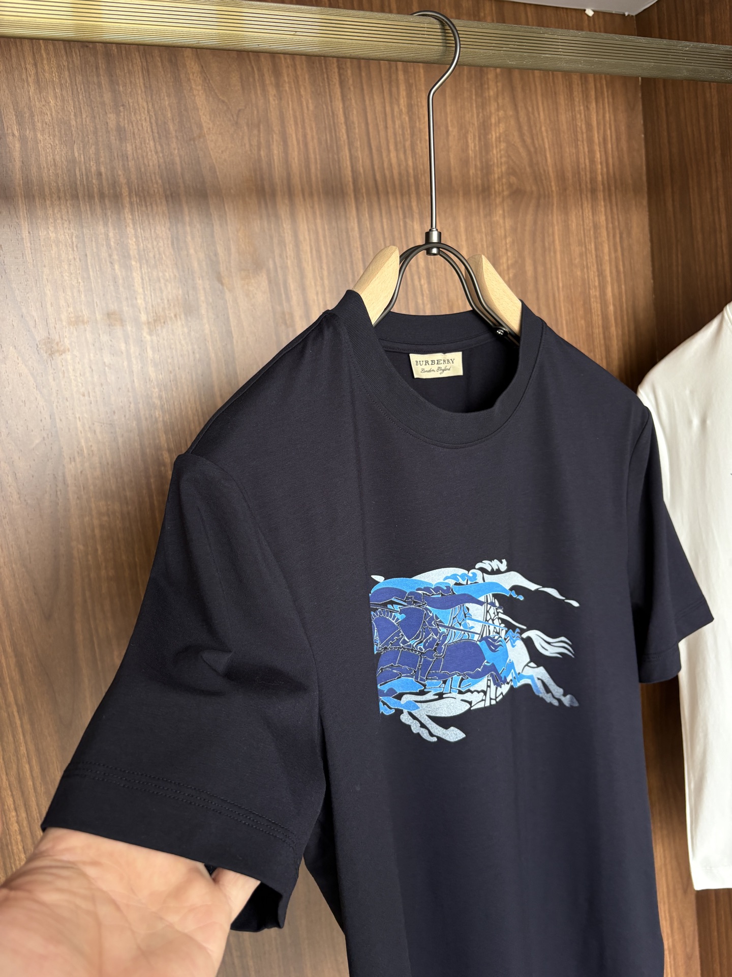 🌾退换🔥 专柜2026SS春夏新款选用客供进口（48.5%的兰精莫代尔加41.5%的精疏棉加10%氨伦；