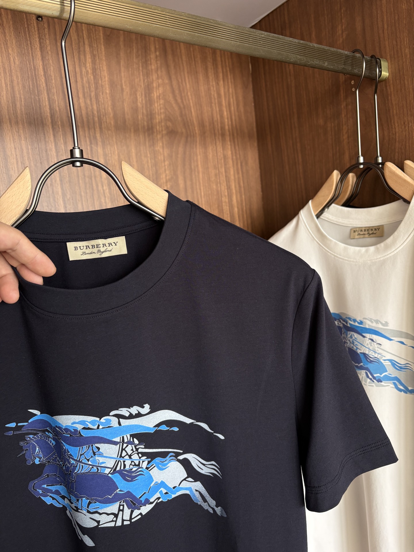 🌾退换🔥 专柜2026SS春夏新款选用客供进口（48.5%的兰精莫代尔加41.5%的精疏棉加10%氨伦；