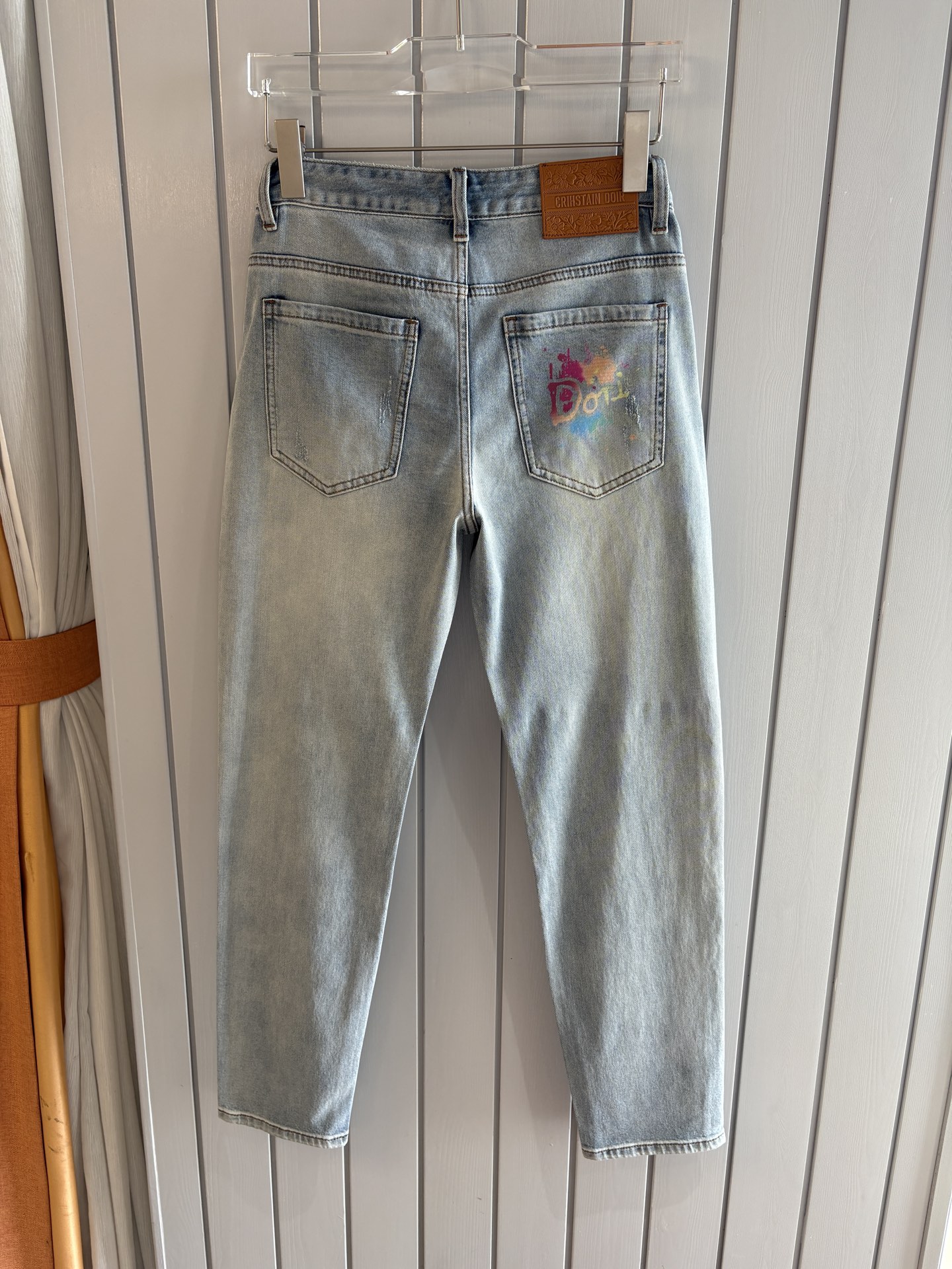 专柜🆕2026春夏设计推荐 热卖牛仔裤🆕柔软亲肤面料 奢华头层牛皮腰牌 经典蓝洗水 专柜限量款 奢华感订