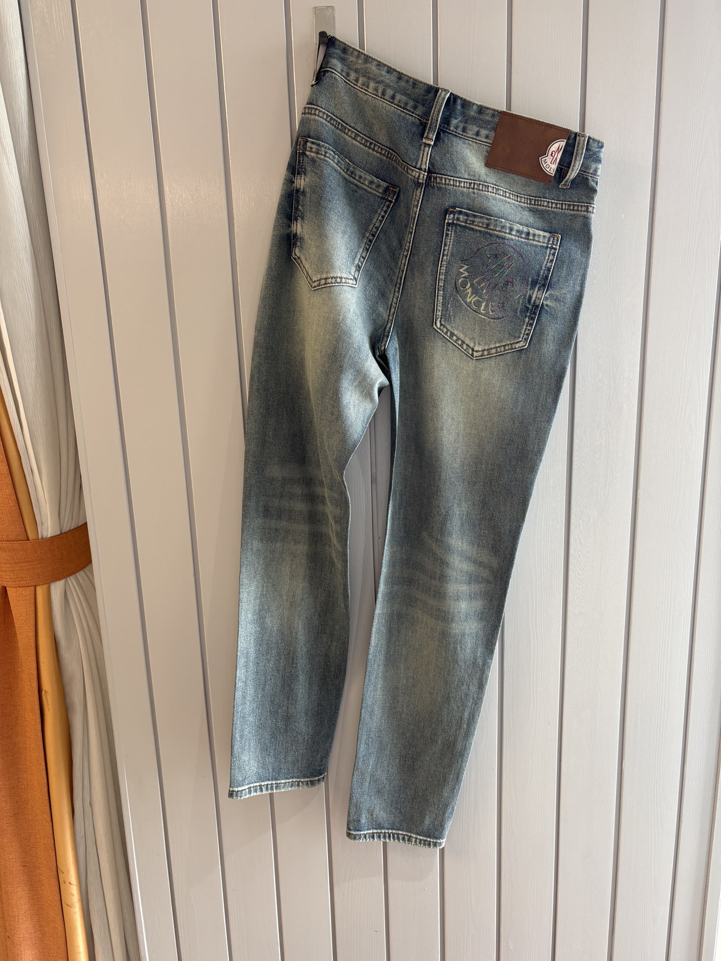 专柜🆕2026春夏设计推荐 热卖牛仔裤🆕柔软亲肤面料 奢华头层牛皮腰牌 经典蓝洗水 专柜限量款 奢华感订