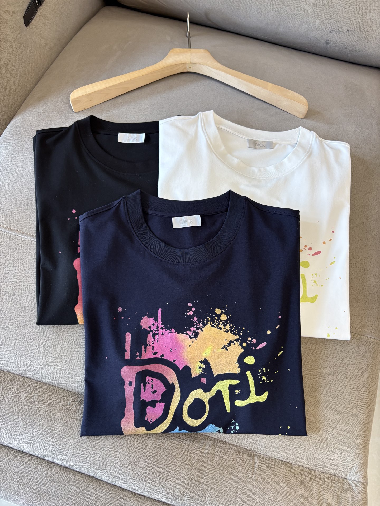 专柜2026SS春夏新款选用客供进口（48.5%的兰精莫代尔加41.5%的精疏棉加10%氨伦；有专用兰精