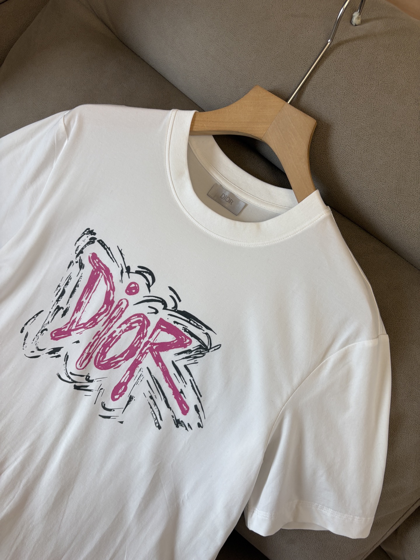 专柜2026SS春夏新款选用客供进口（48.5%的兰精莫代尔加41.5%的精疏棉加10%氨伦；有专用兰精