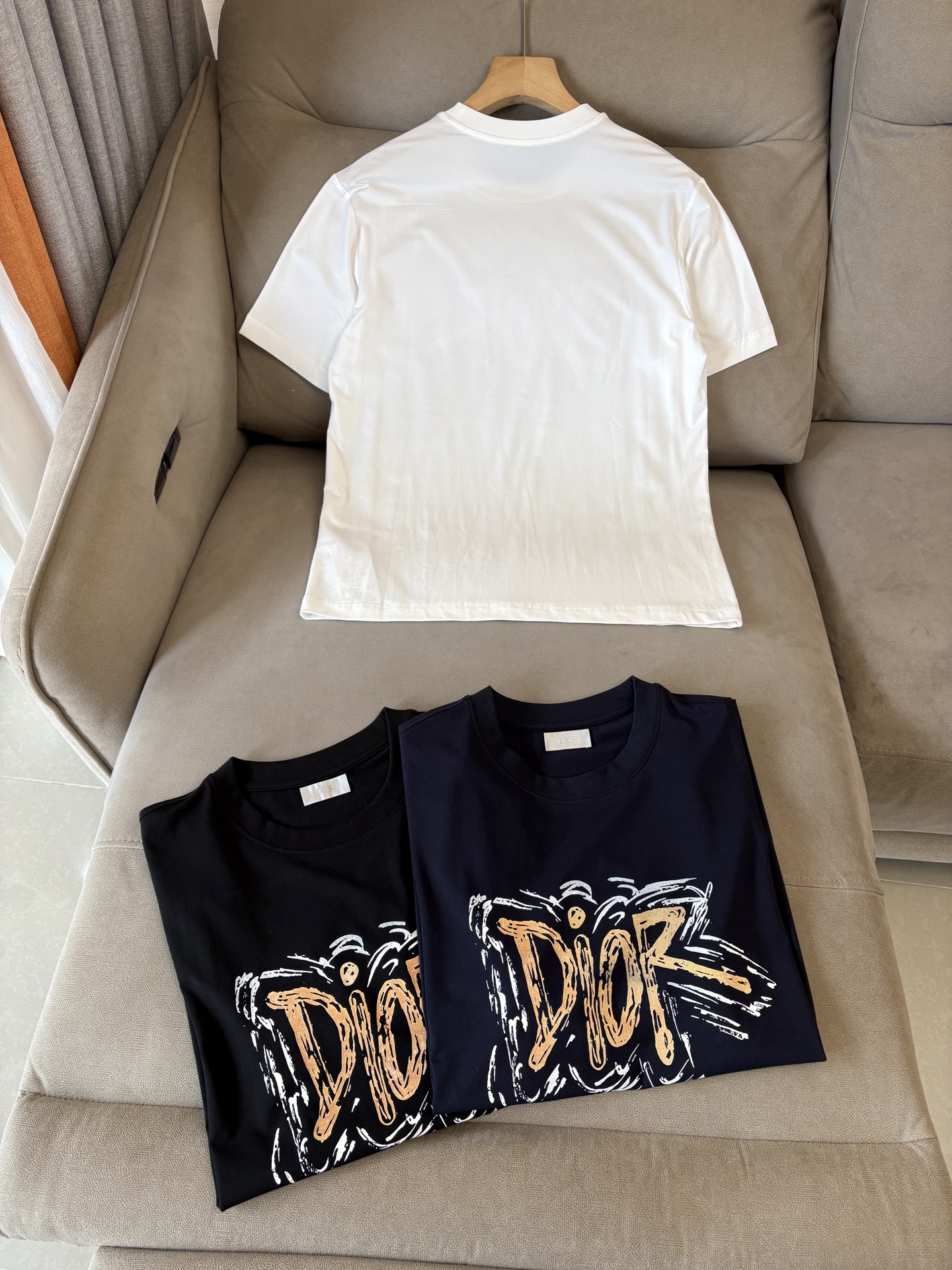 专柜2026SS春夏新款选用客供进口（48.5%的兰精莫代尔加41.5%的精疏棉加10%氨伦；有专用兰精