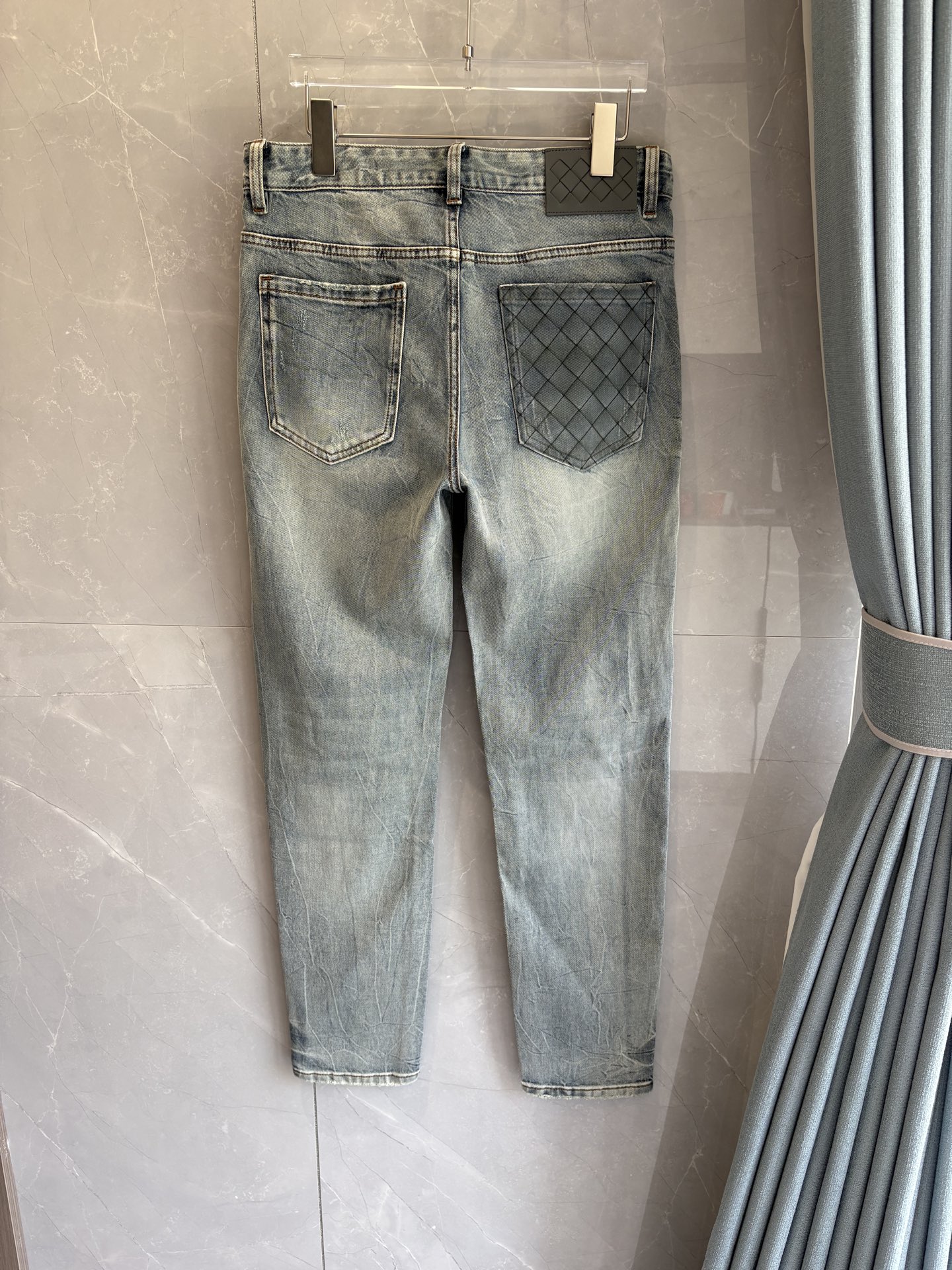 专柜🆕2026春夏设计推荐 热卖牛仔裤🆕柔软亲肤面料 奢华头层牛皮腰牌 经典蓝洗水 专柜限量款 奢华感订