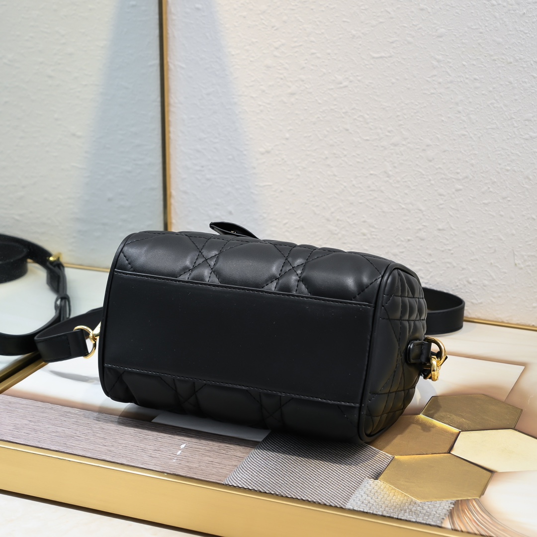 Dior Groove 20 Satchel Bag Black Quilted Leather with Gold-Tone Hardware 10 i1723352605 1405 8