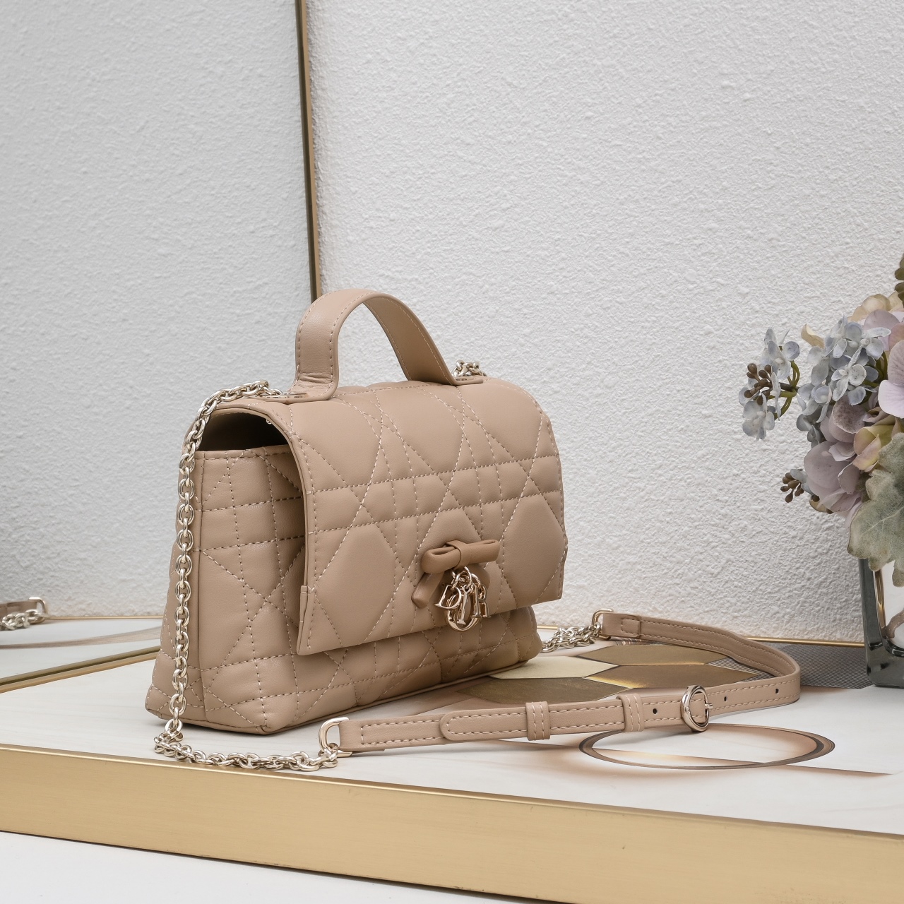 My Tender Dior Top Han..羊皮革超大藤格纹 这款My Tender Dior Top Handle