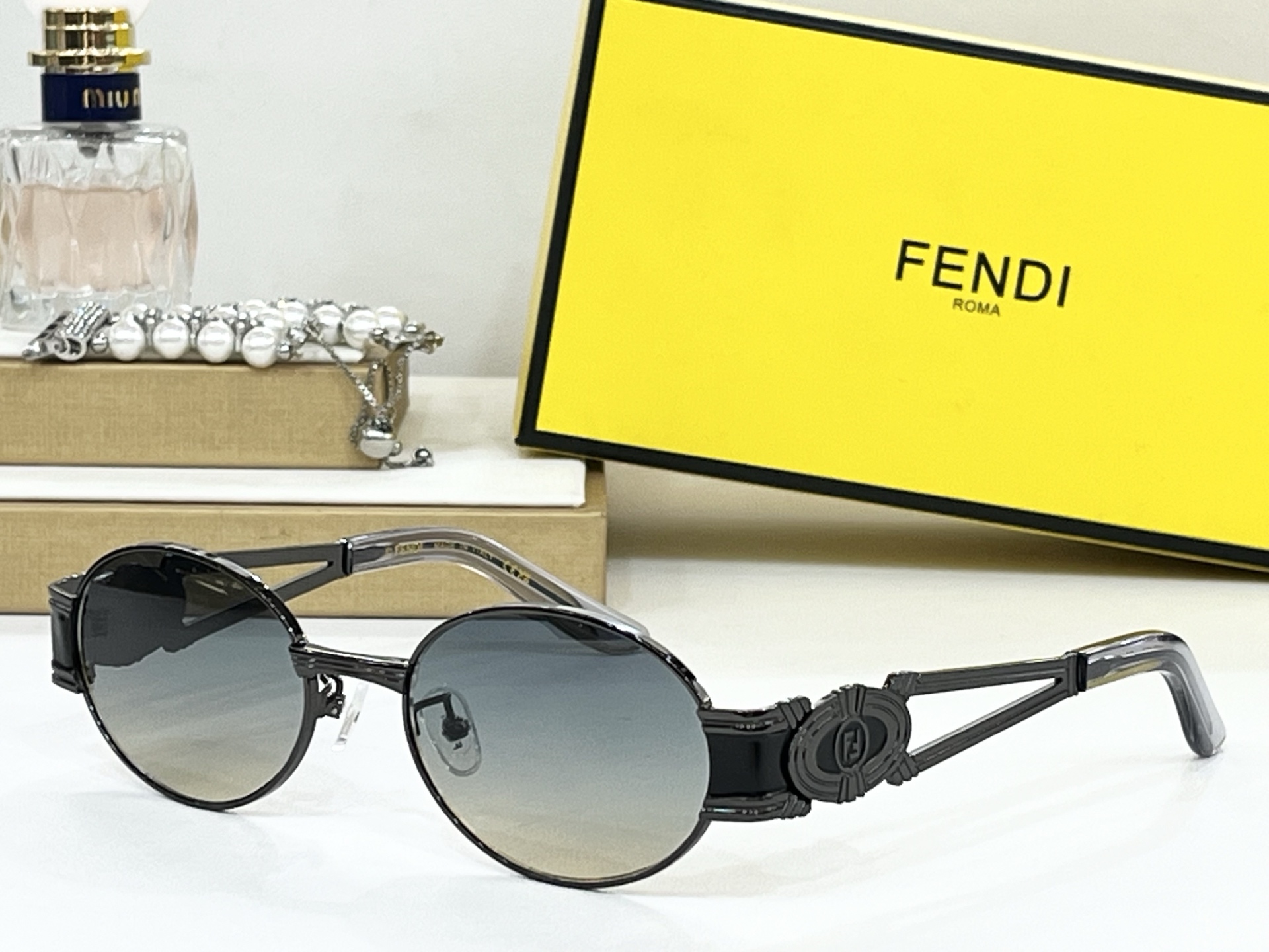  FENDI*
ModSL7040
Size55-19-140
