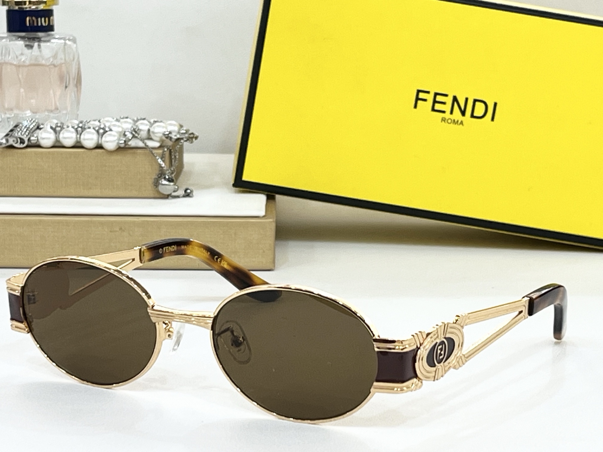 FENDI*
ModSL7040
Size55-19-140
