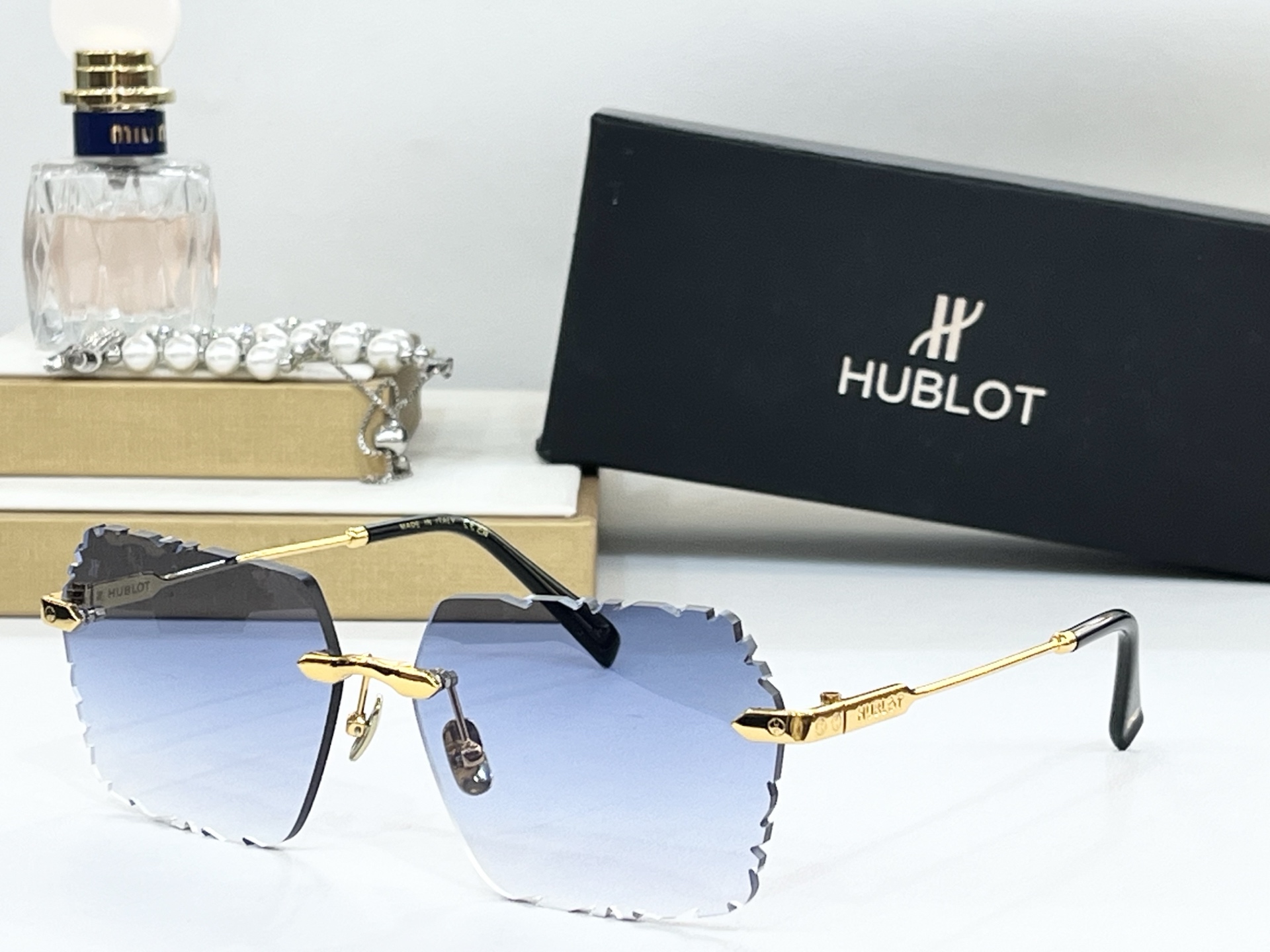  HUBL*
ModH057
Size61-15-145
