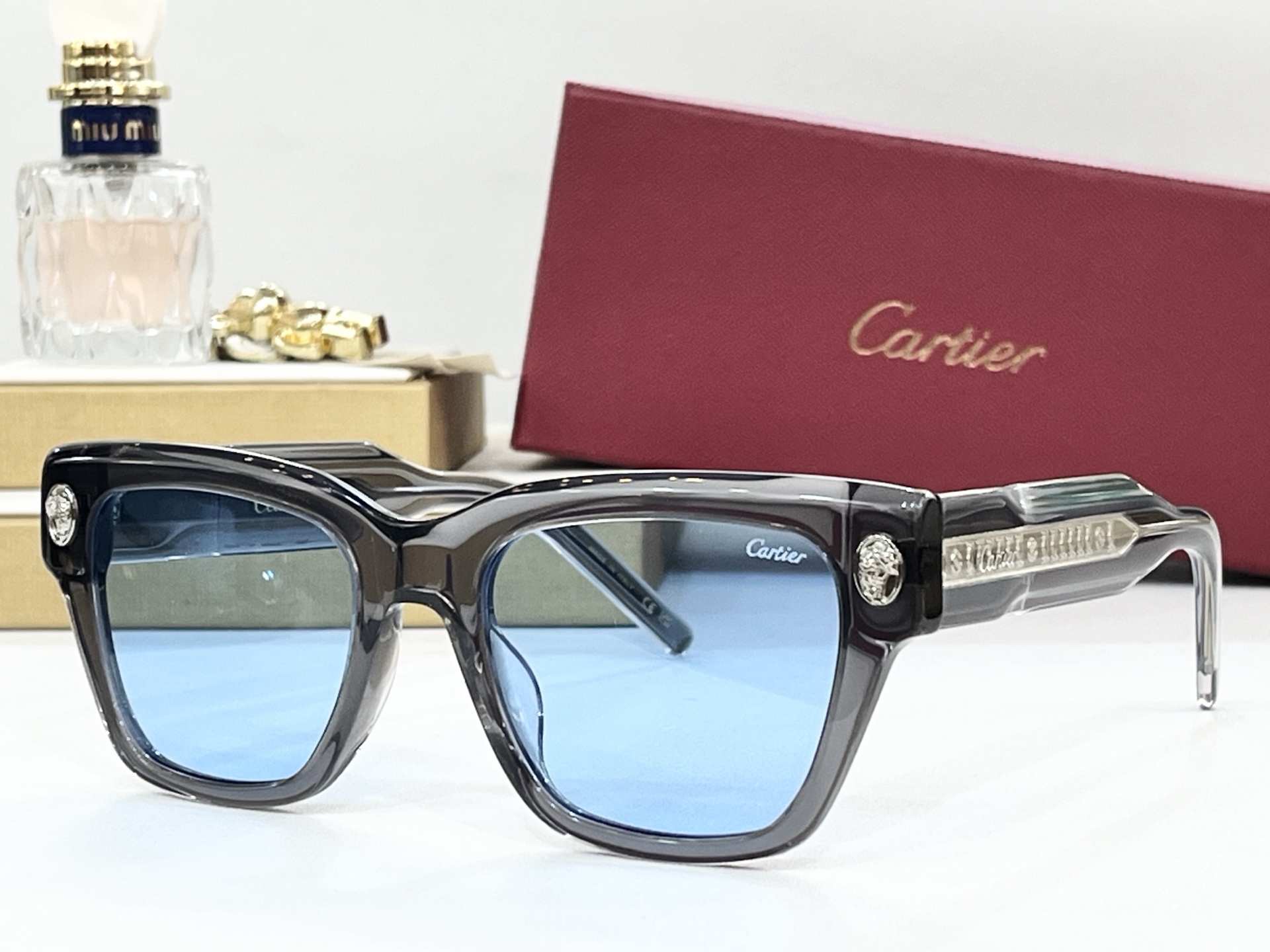  Cartier *
Mod：CT5910
Size54-19-145
