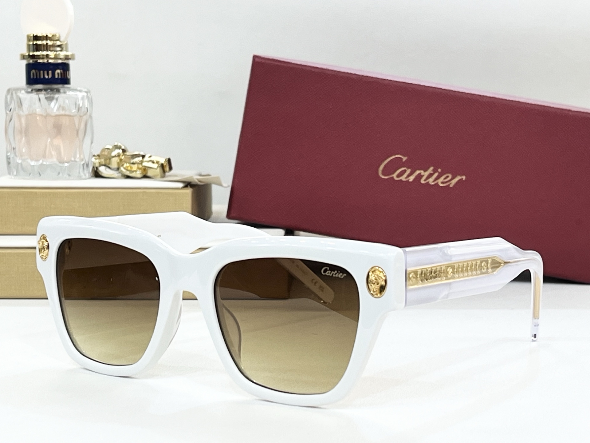  Cartier *
Mod：CT5910
Size54-19-145
