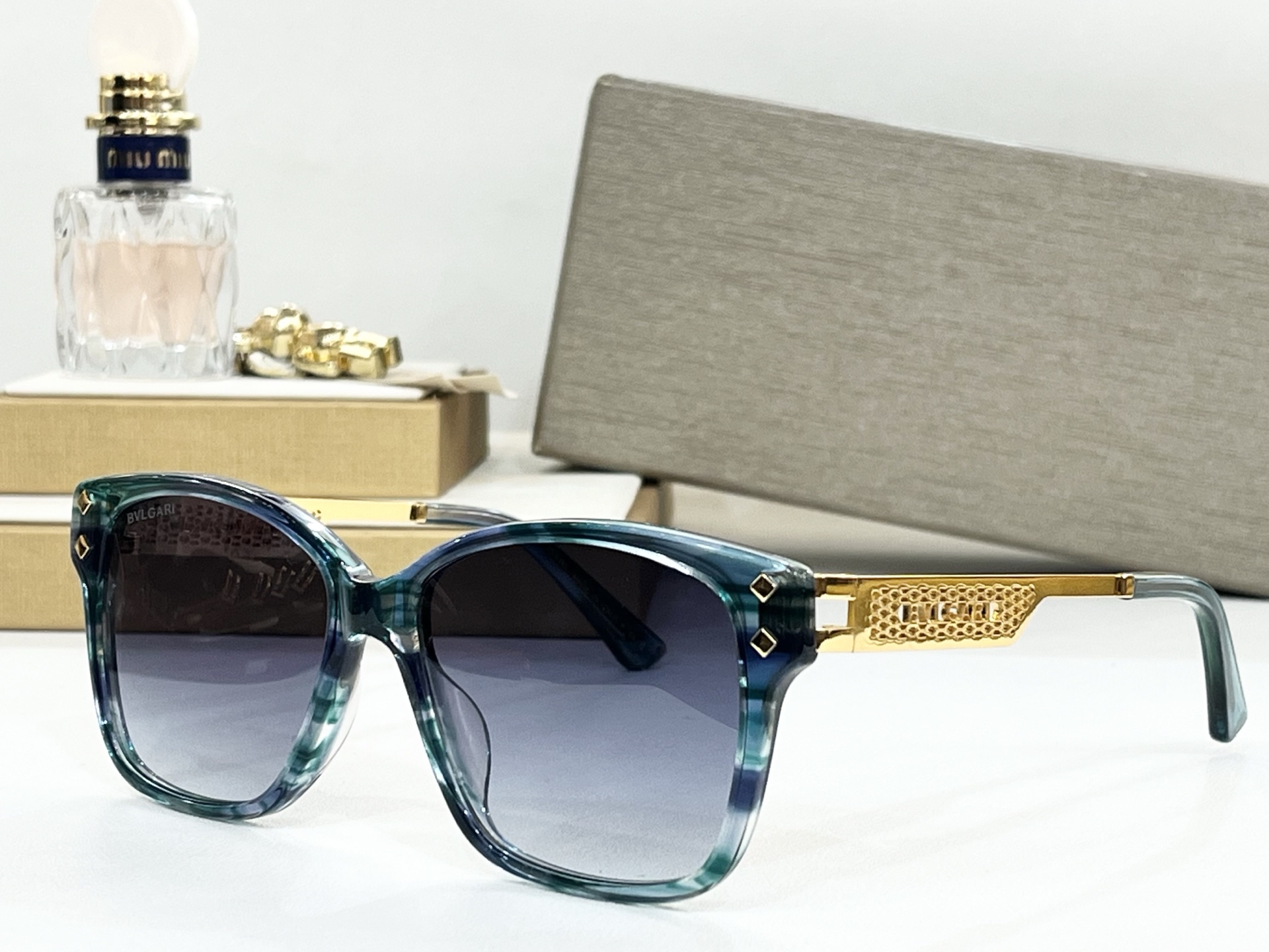   BVLG*
Mod：BV8815
Size55-16-140
