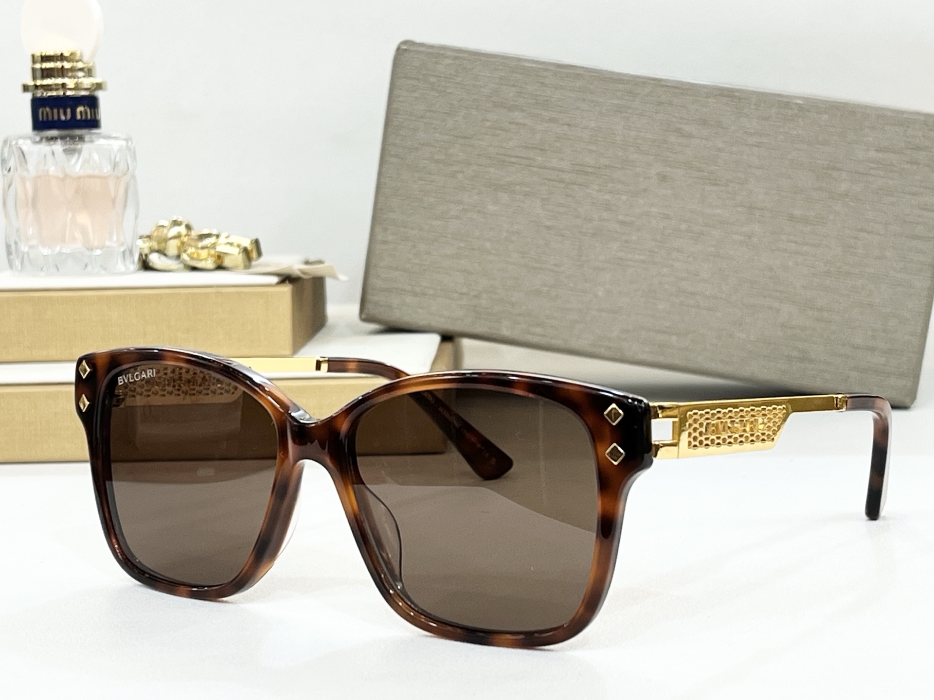   BVLG*
Mod：BV8815
Size55-16-140
