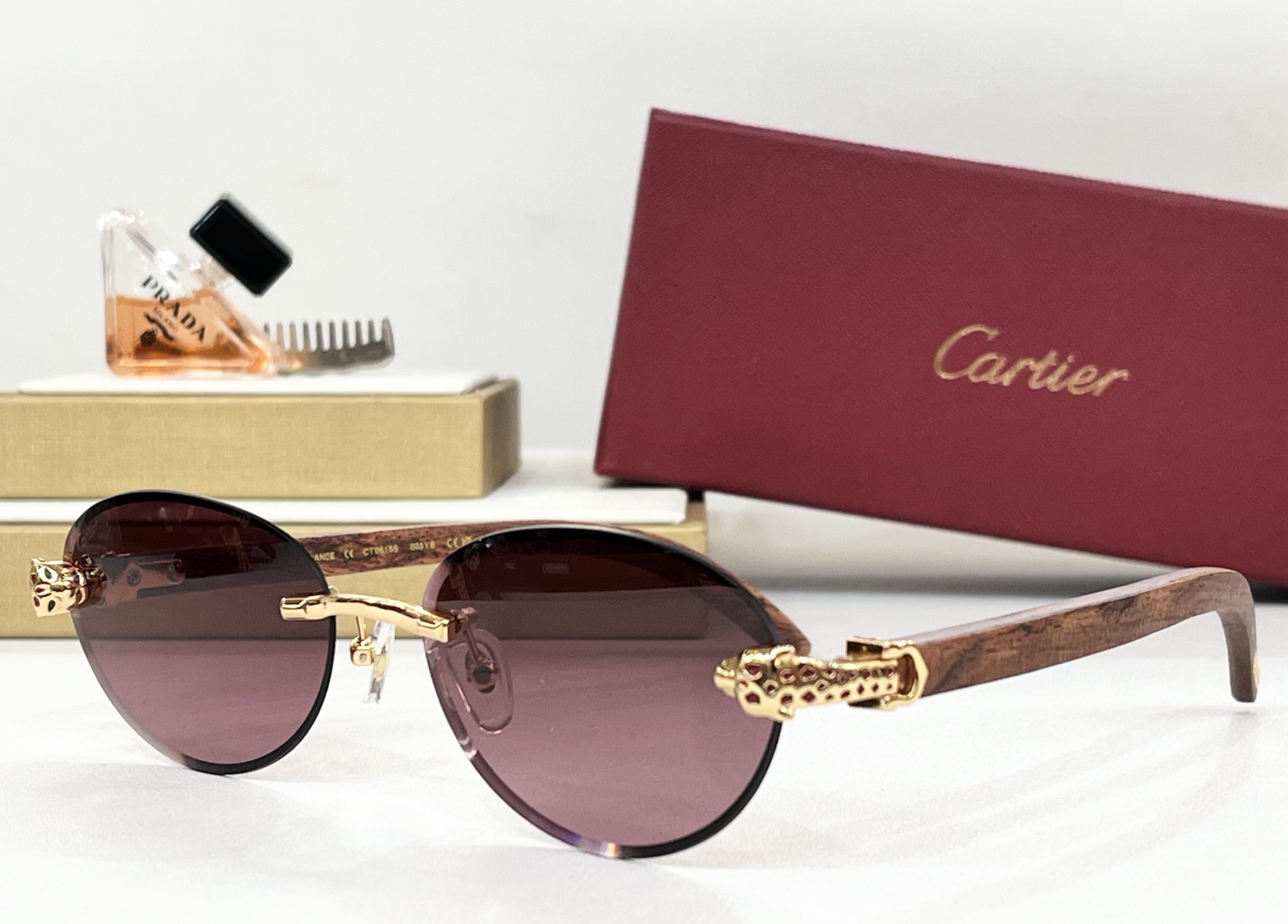  Cartier *
Mod：CT0615 s
Size59-17-143
