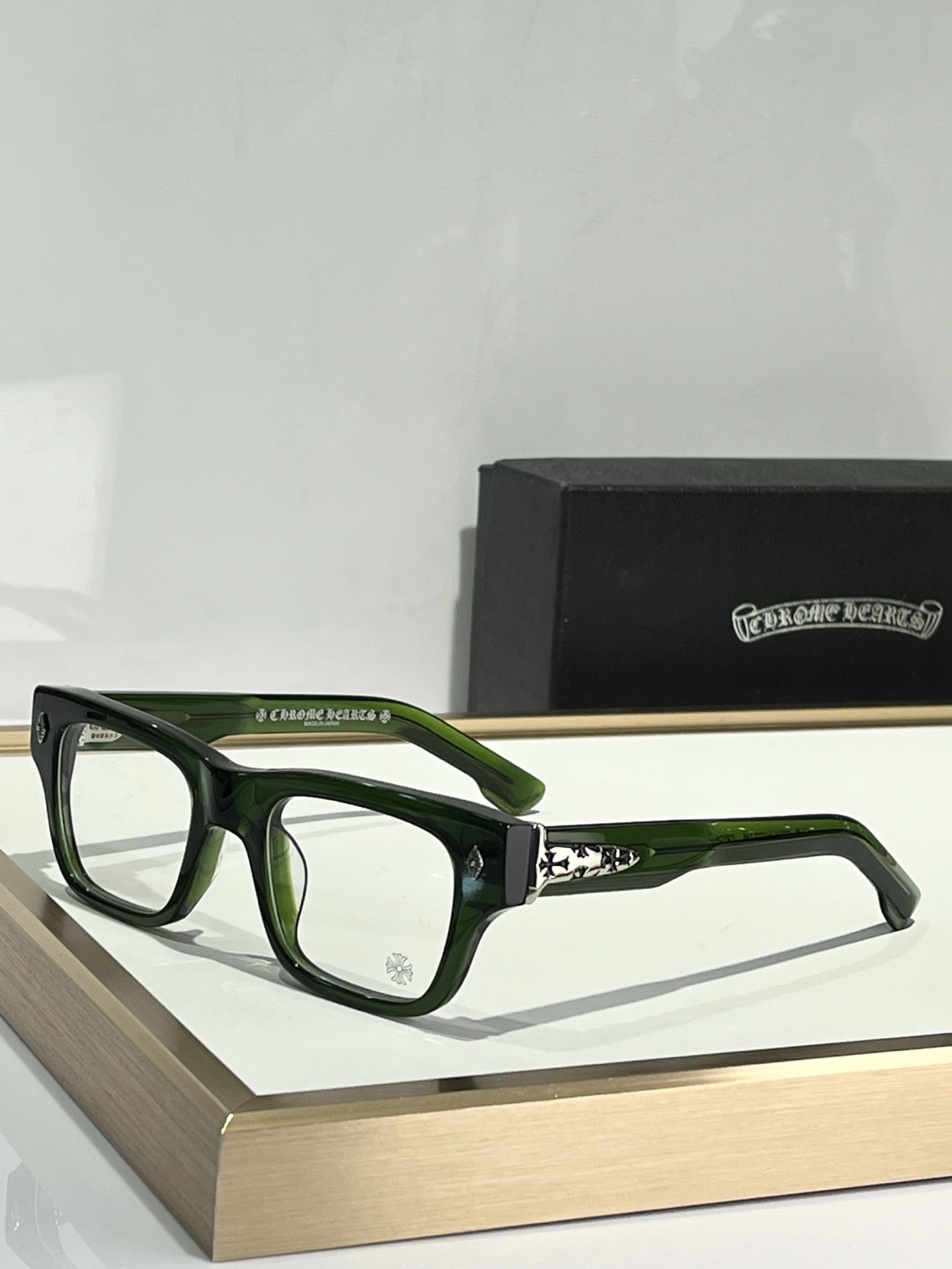  Zeiss lenses
CHROME HEART
ModCRYPDIC
Size51-22-145
