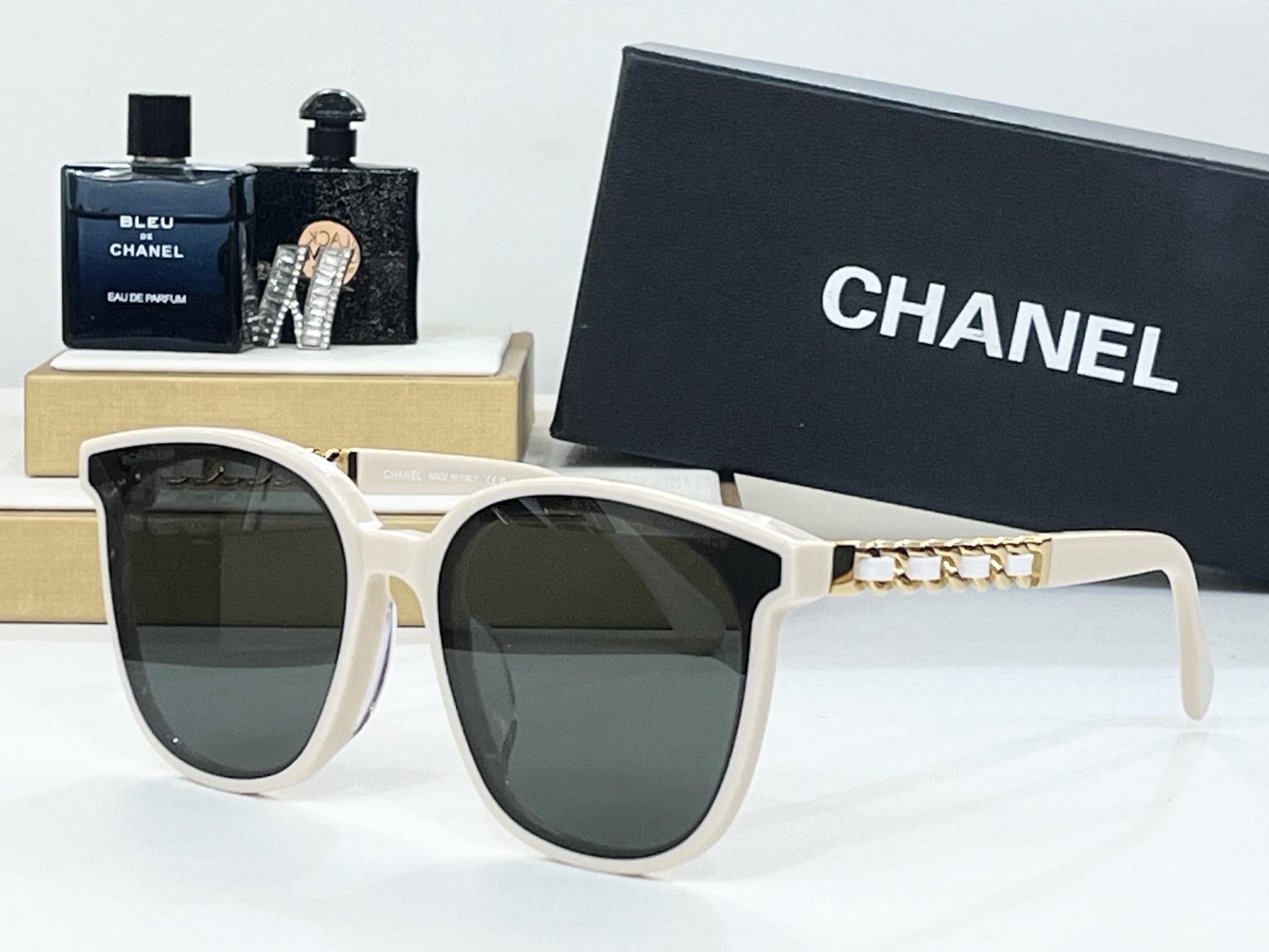  CHANEL
ModCH9615Q
Size53-22-150
