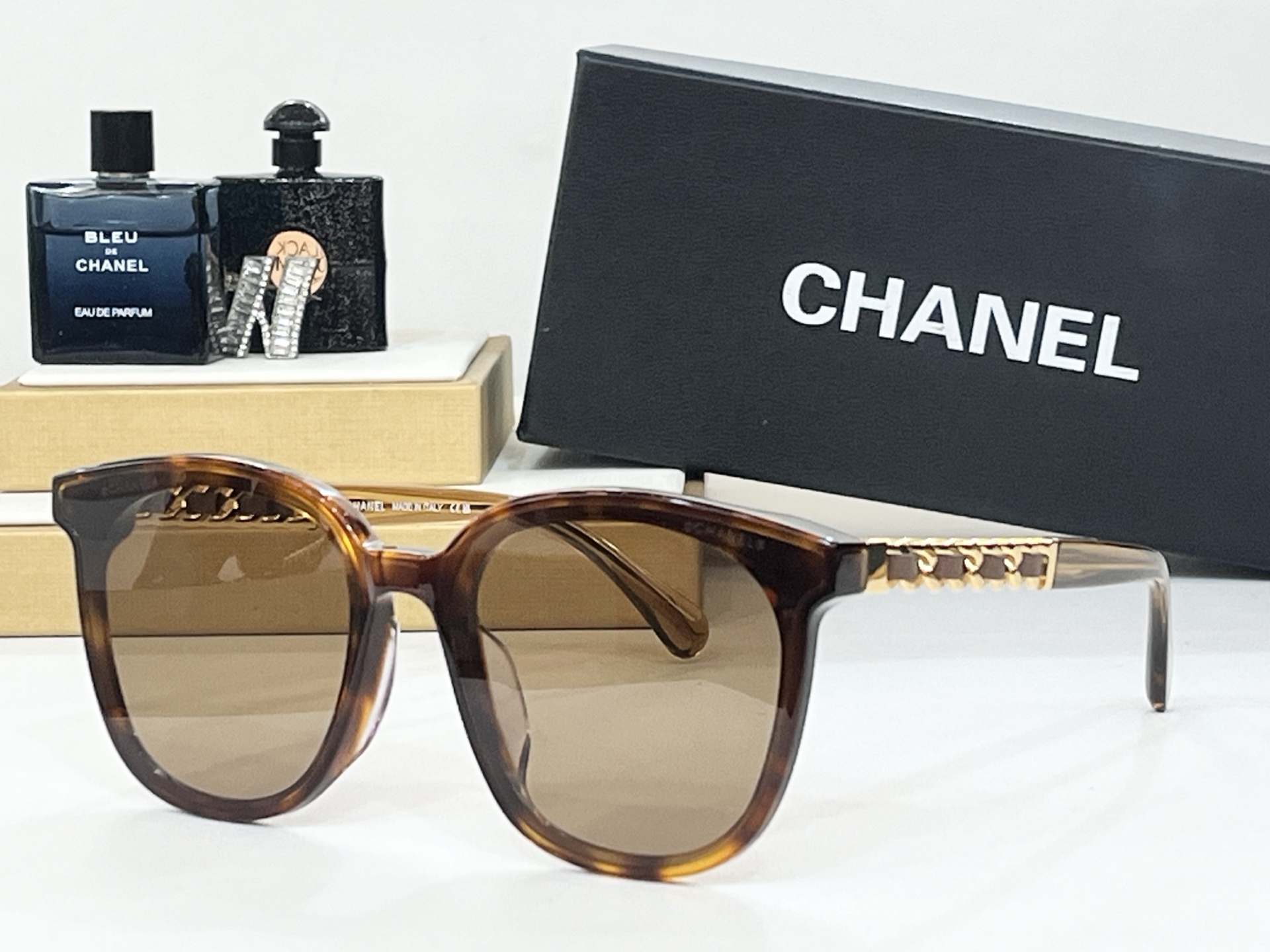  CHANEL
ModCH9615Q
Size53-22-150
