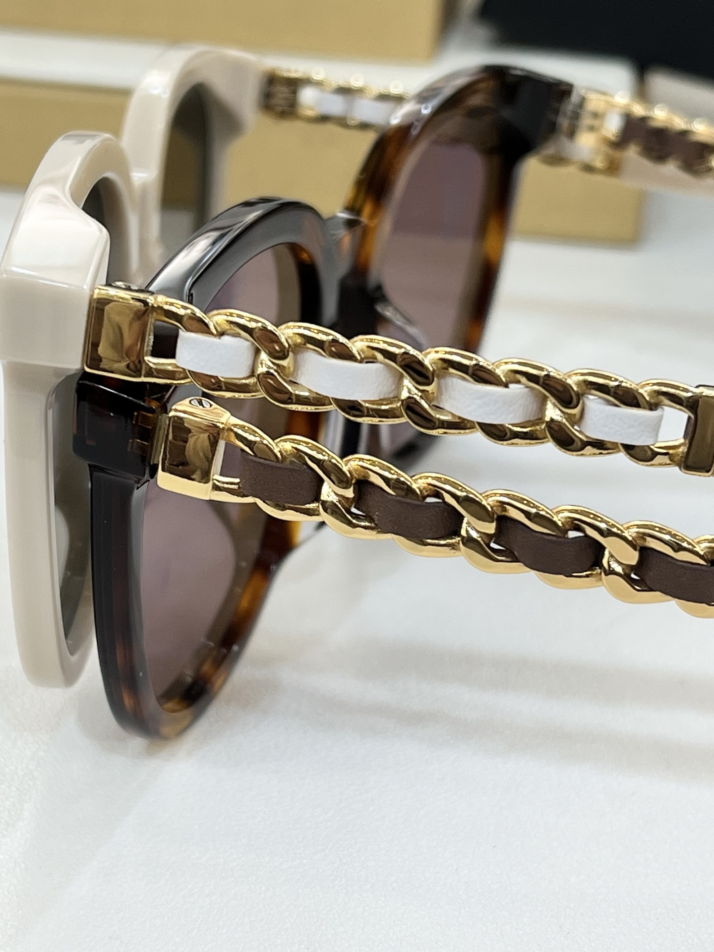  CHANEL
ModCH9615Q
Size53-22-150
