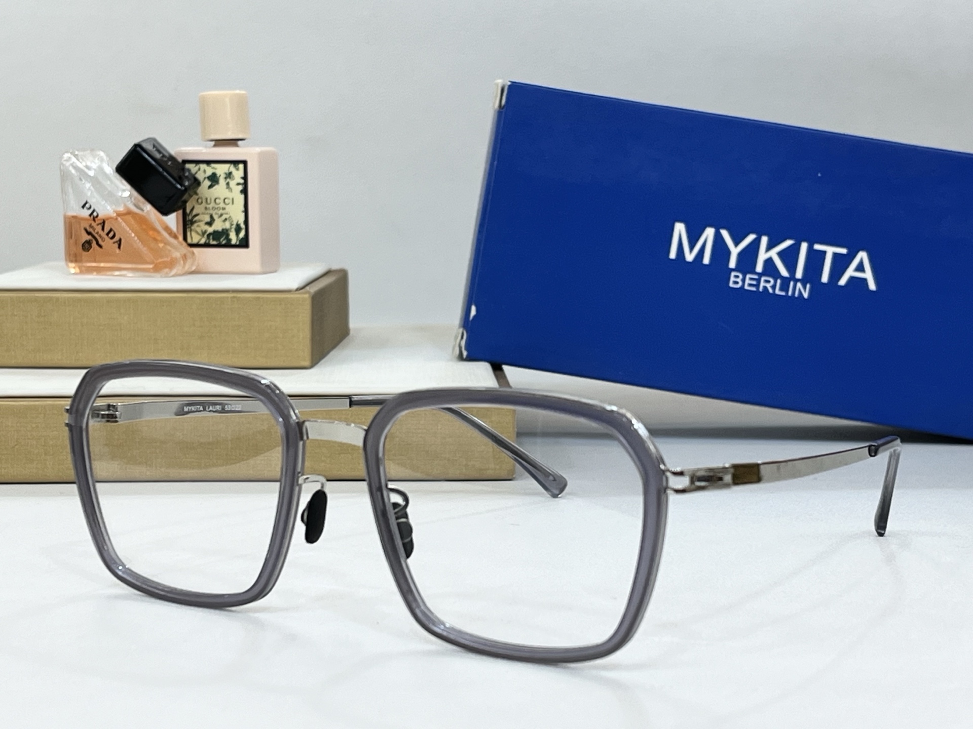  MYKITA
ModLAURI
Size53-22-140
