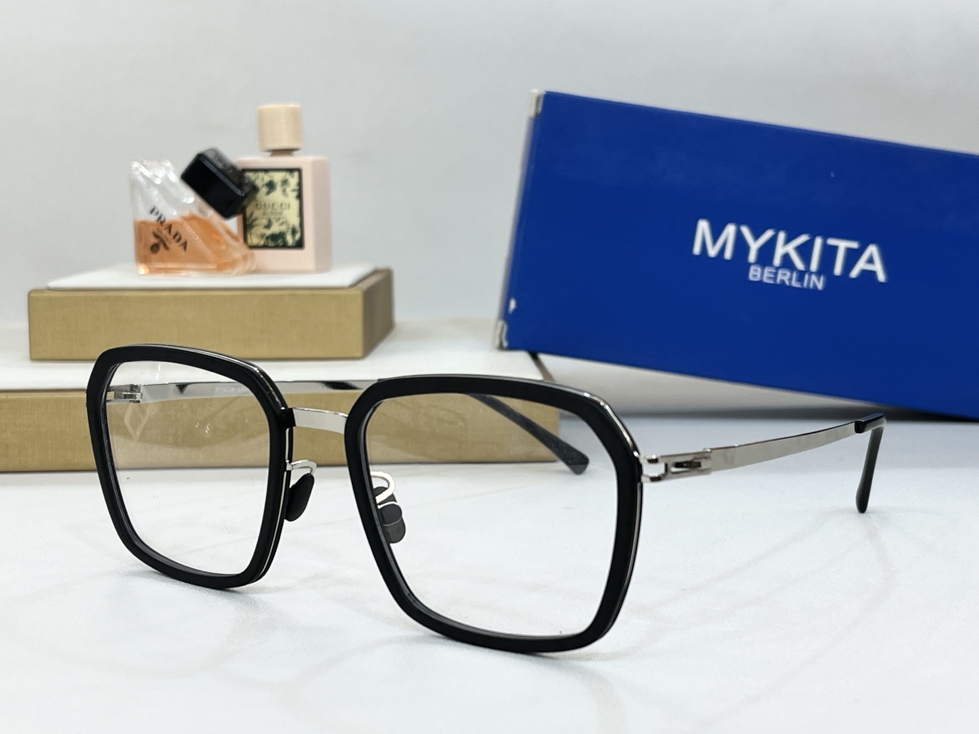  MYKITA
ModLAURI
Size53-22-140

