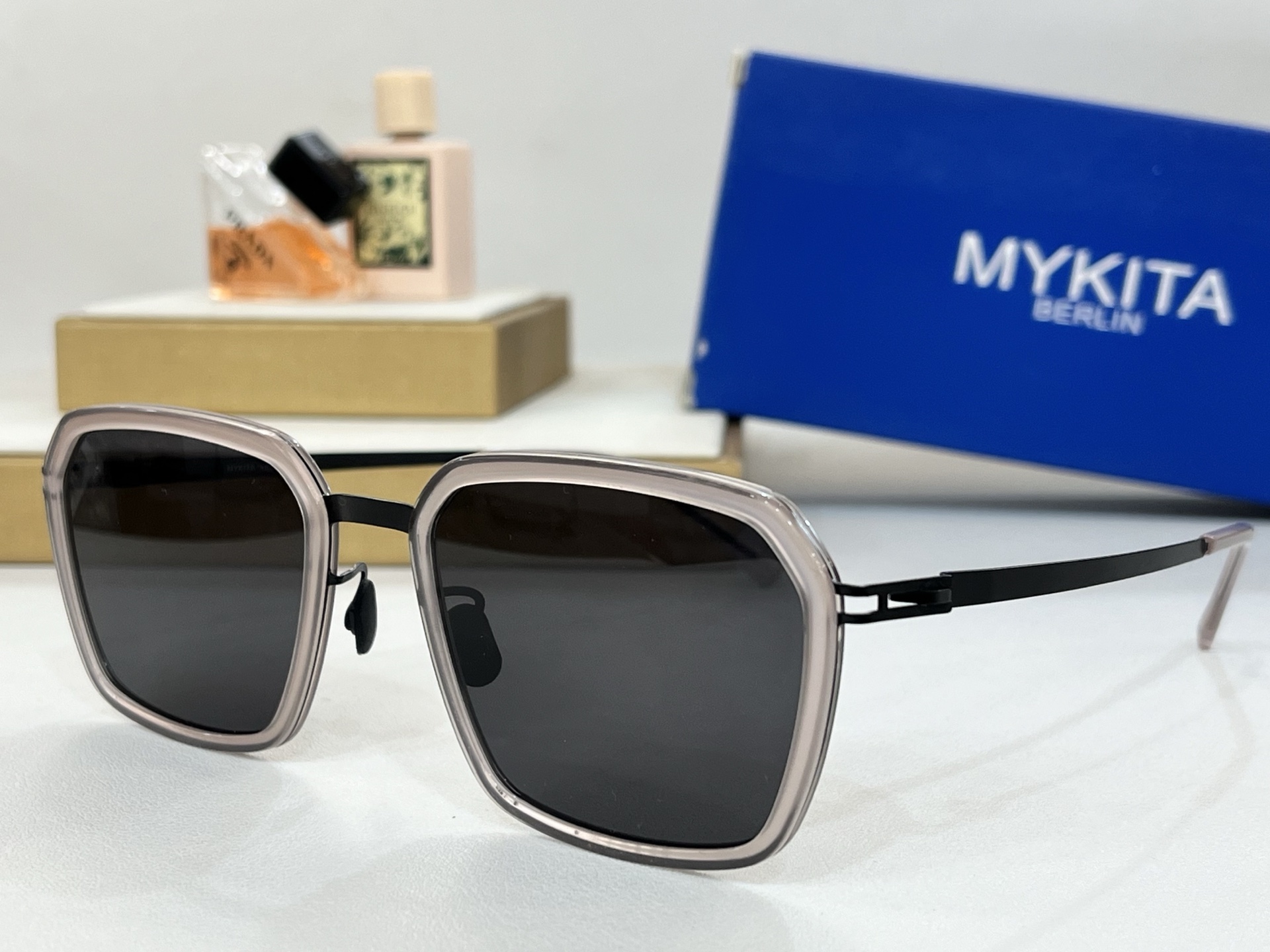 。MYKITA
ModLAURI
Size53-22-140
