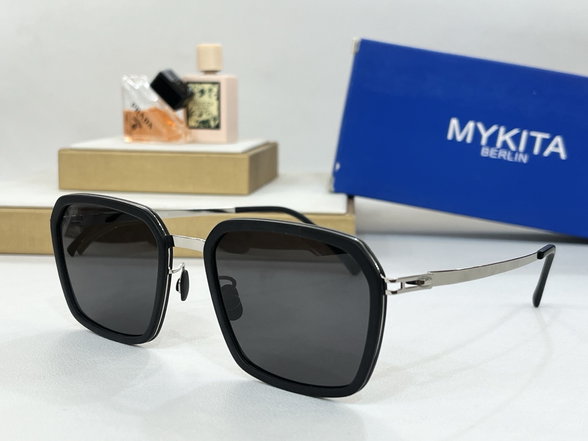 。MYKITA
ModLAURI
Size53-22-140
