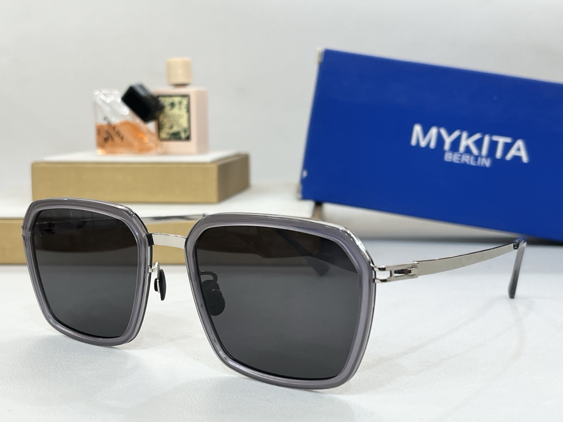。MYKITA
ModLAURI
Size53-22-140
