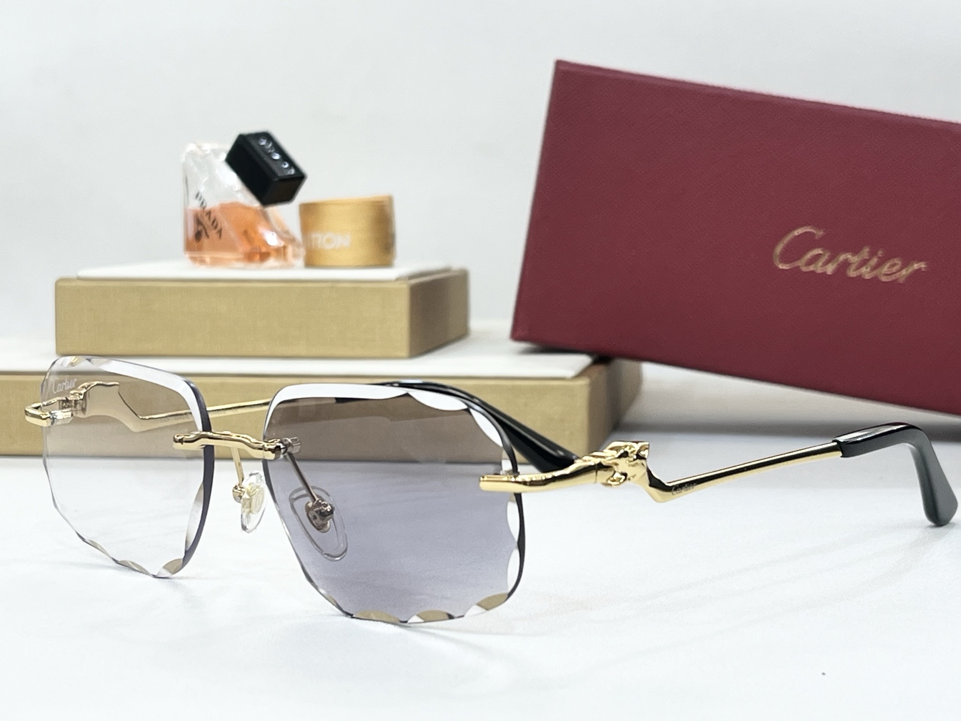  Cartier
ModCT00920
Size55-18-135

