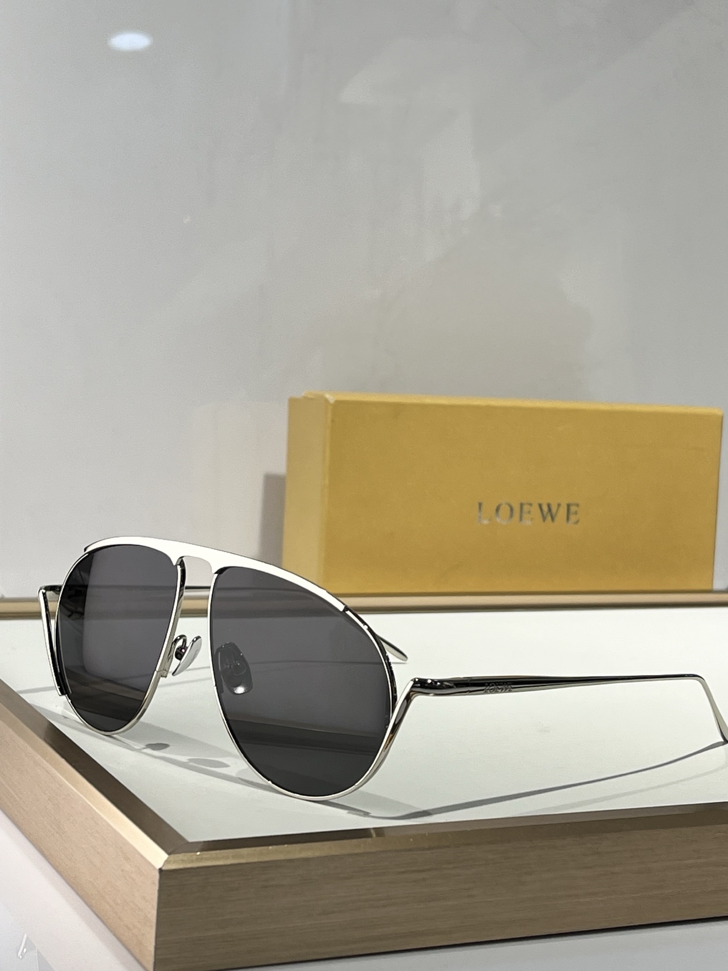  Loewe
MODEL：LW40168U 
SIZE：58口13-140


