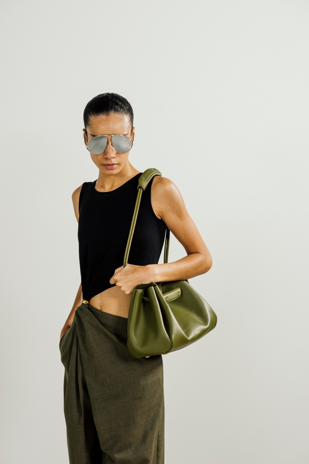  Loewe
MODEL：LW40168U 
SIZE：58口13-140

