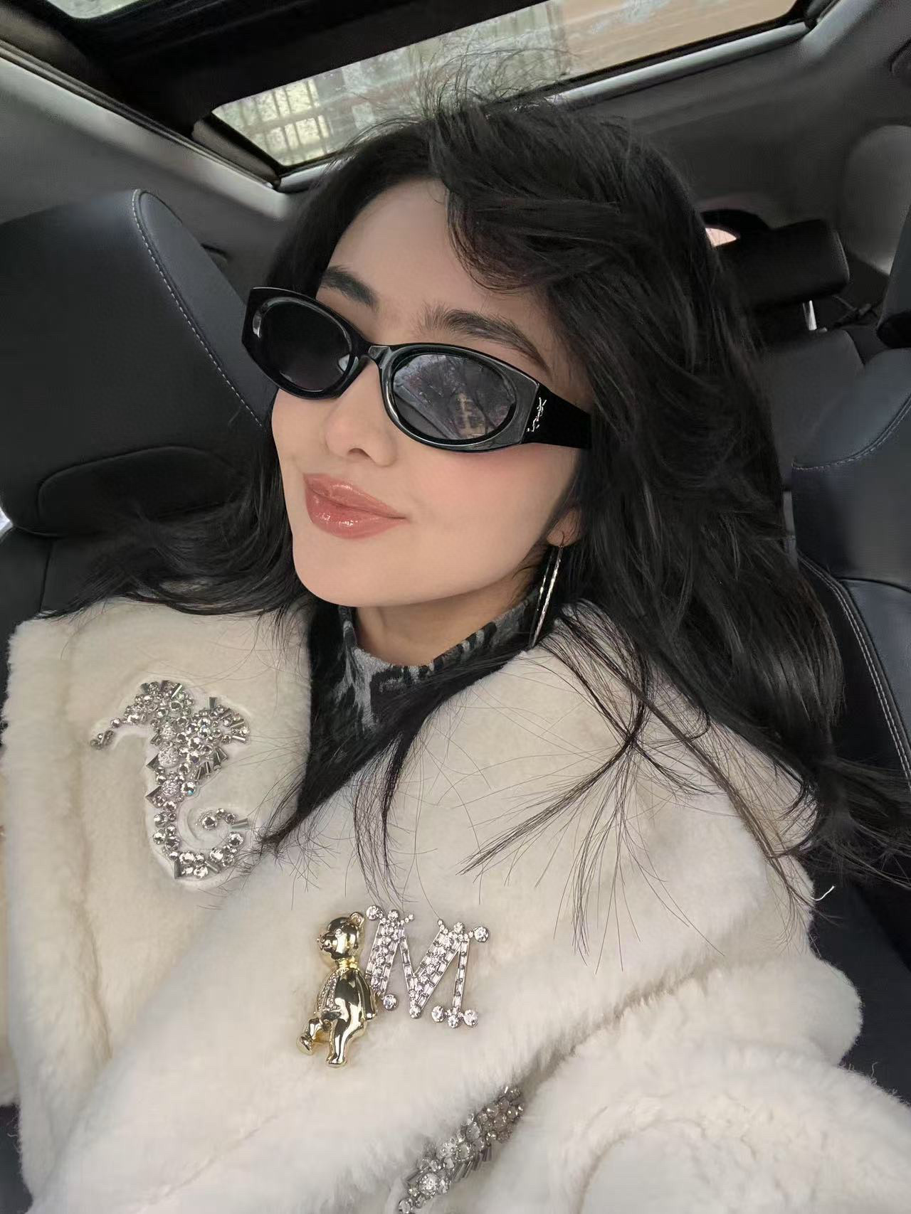  SAINT LAUREN*   ysl 新品 
MODEL：SL M14
高版镜片镭射编码 
SIZE