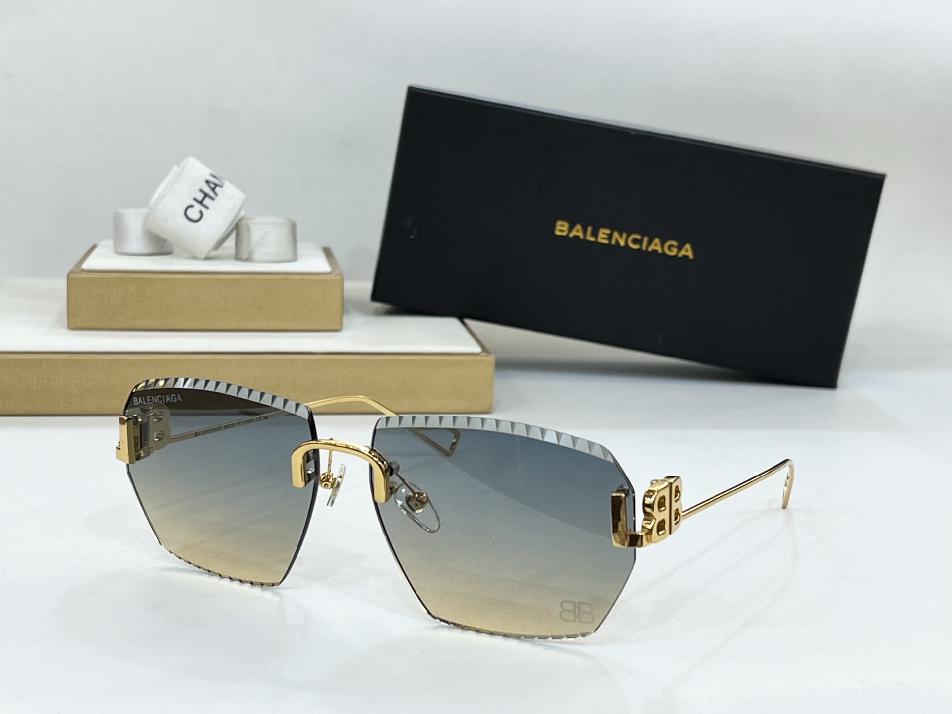  BALE*
ModBB01740
Size62-15-140
