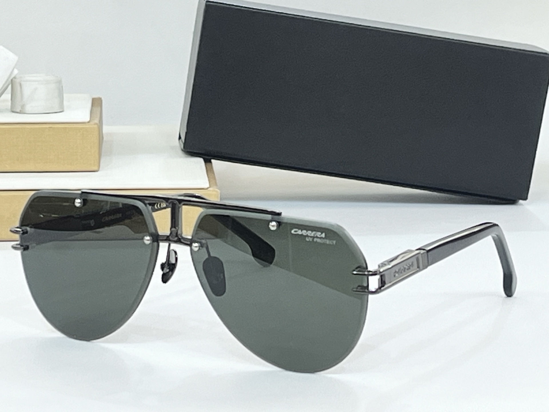  CARRERA
ModCARREAR-1055
Size63-13-145
